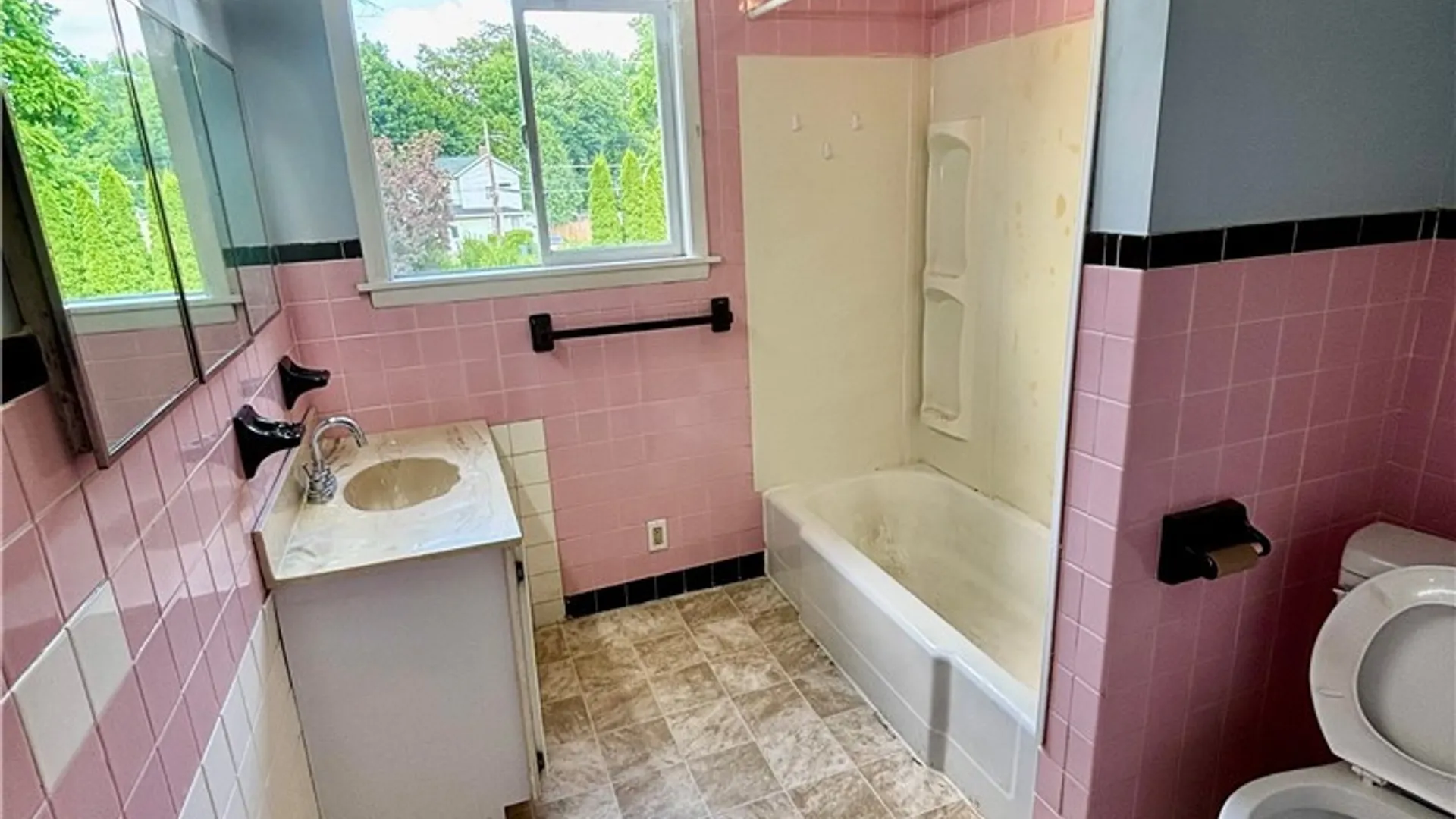 Property at 2 Gaylord Street, Auburn, NY 13021 11