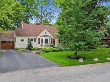 Property at 38 Lombardy Lane, Hamburg, NY 14075