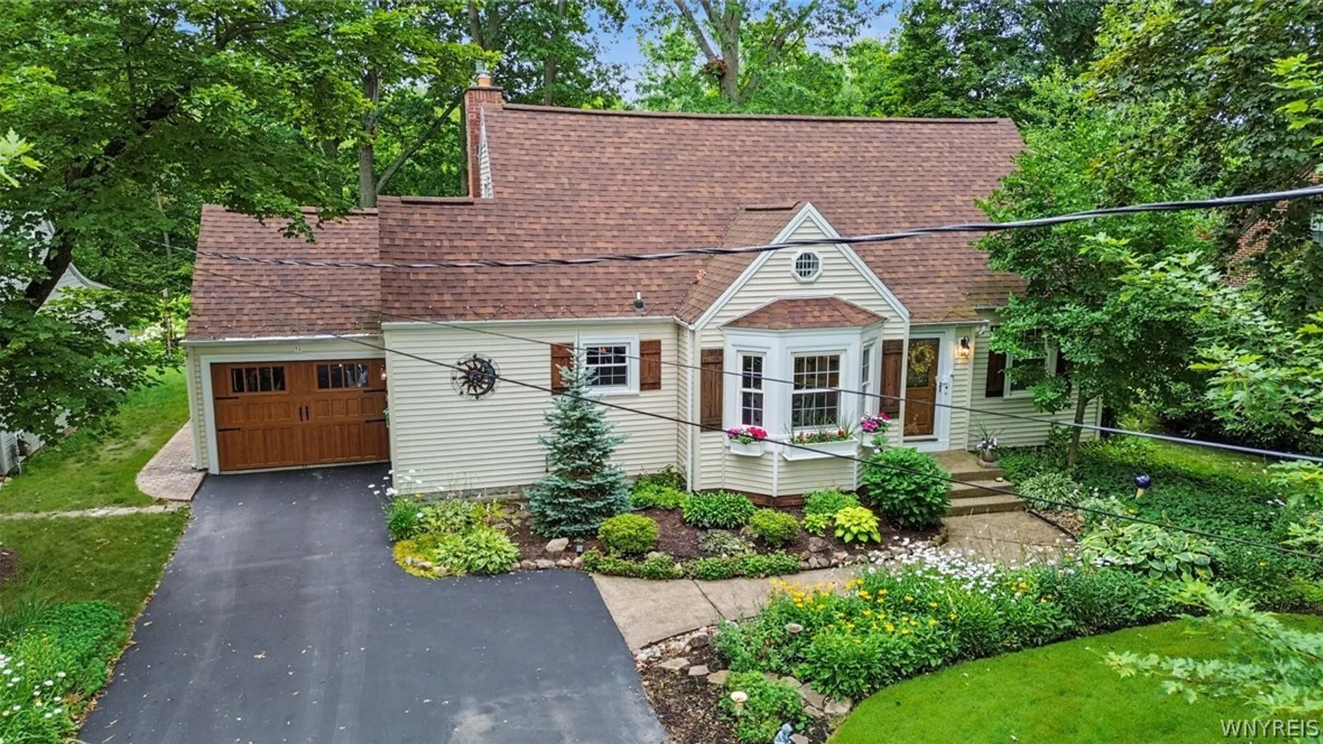 Property at 38 Lombardy Lane, Hamburg, NY 14075 49