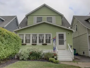 Property at 32 Tamarack Street, Buffalo, NY 14220