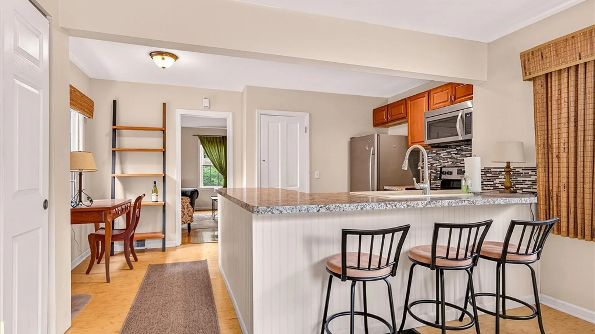 Property at 7 Barratt Place, Perinton, NY 14450 20