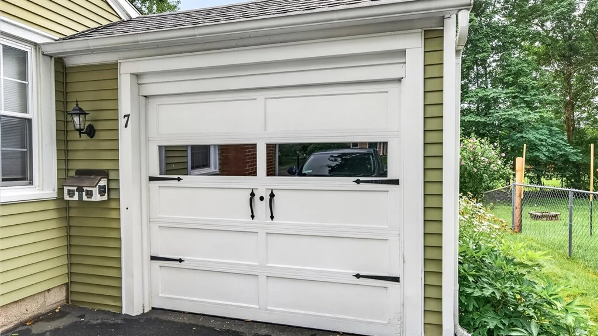 Property at 7 Barratt Place, Perinton, NY 14450 4
