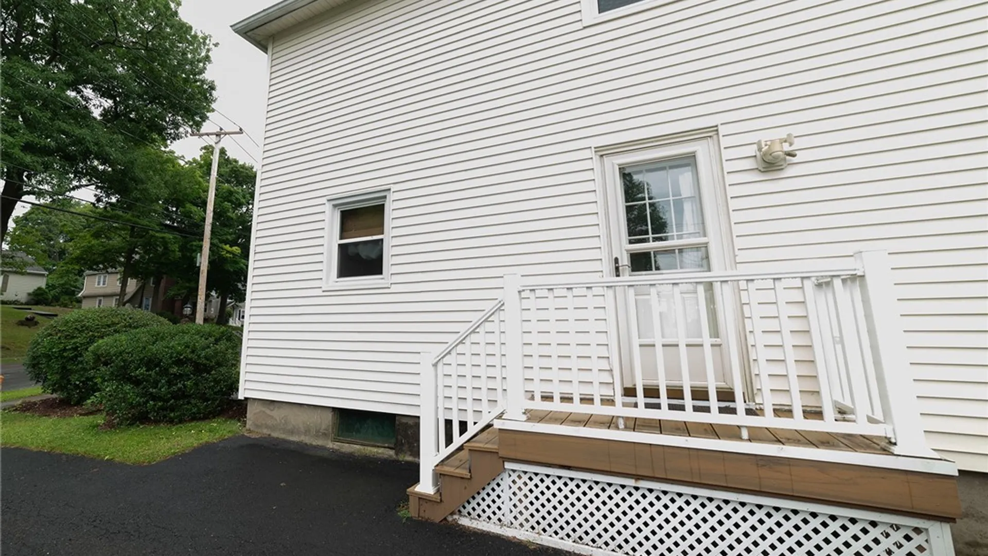 Property at 264 Rider Avenue, Syracuse, NY 13207 6