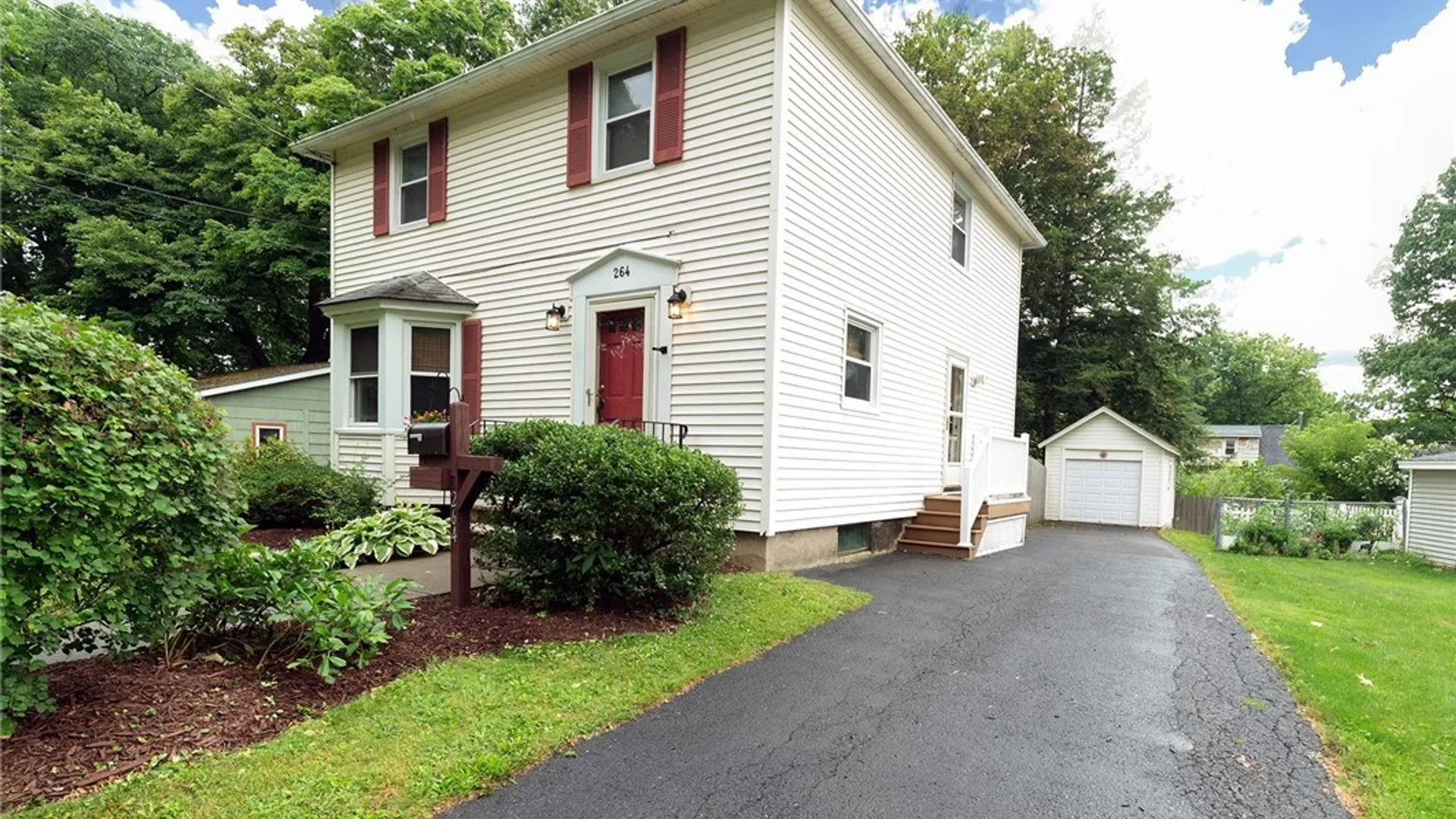Property at 264 Rider Avenue, Syracuse, NY 13207 4