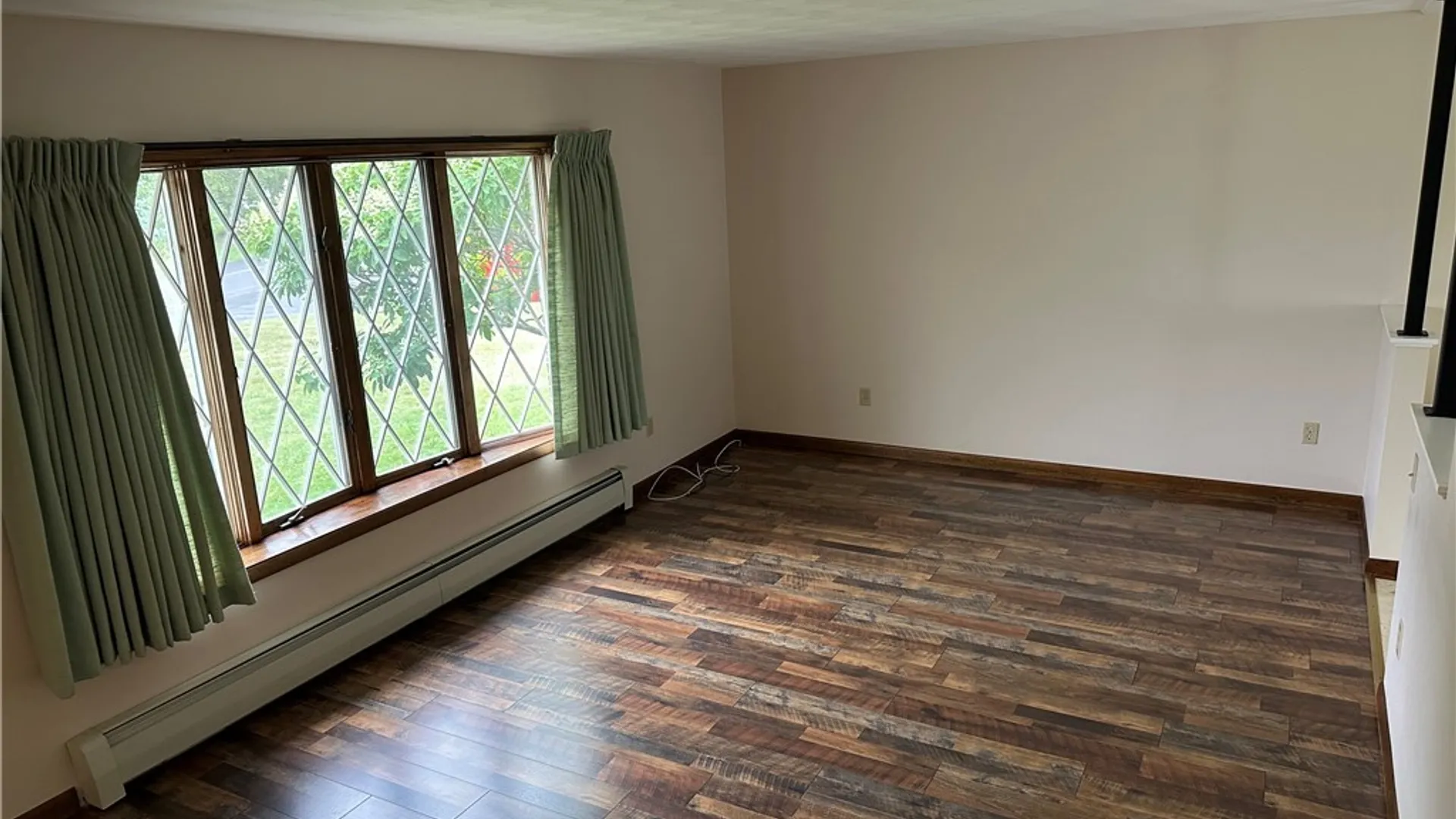 Property at 149 Murray St Ext Street, Auburn, NY 13021 6