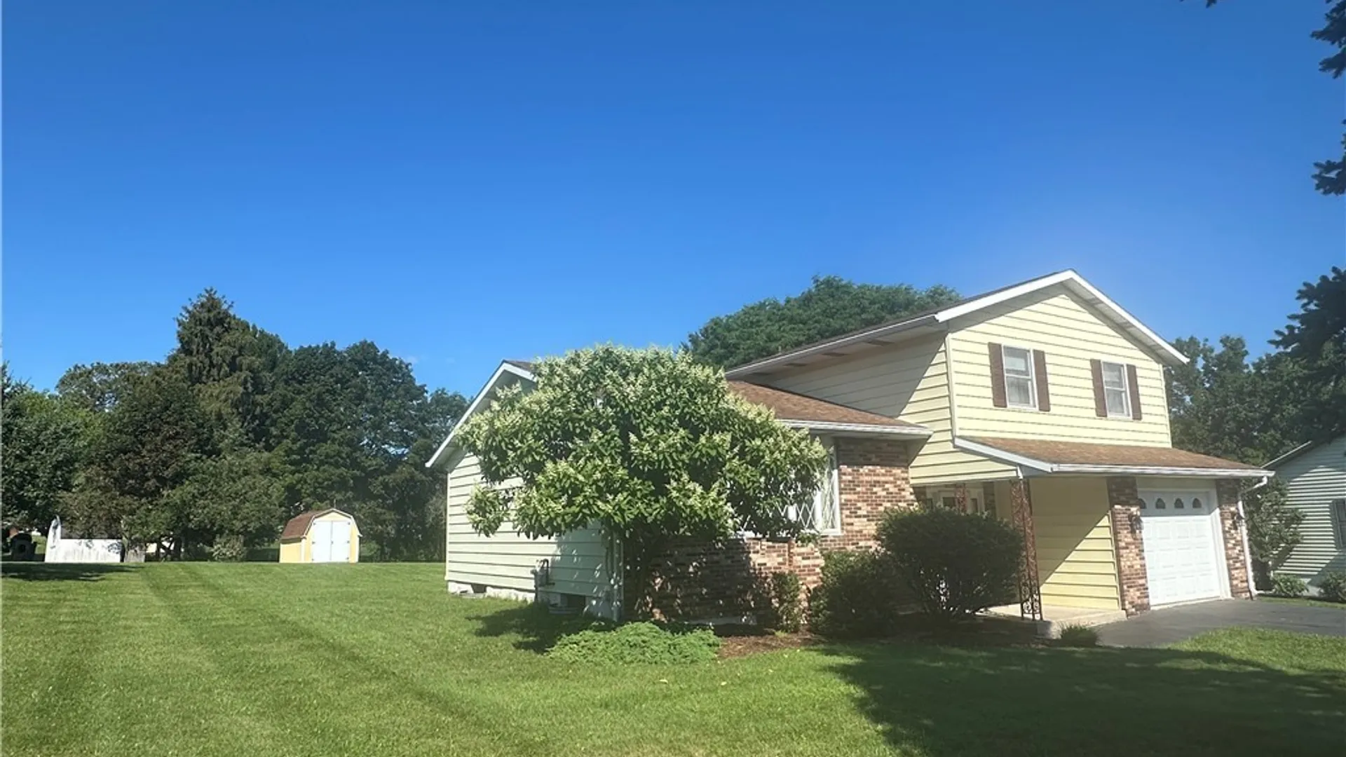 Property at 149 Murray St Ext Street, Auburn, NY 13021 36