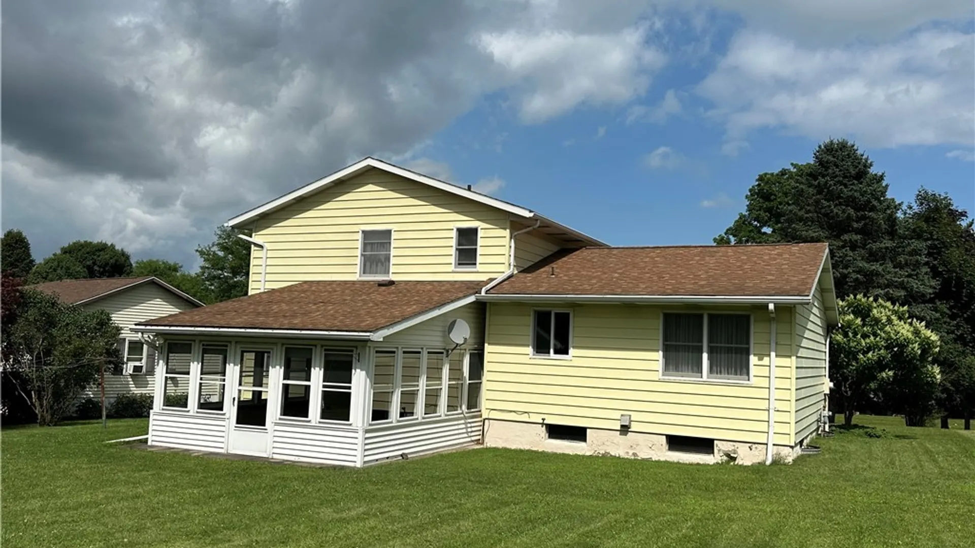 Property at 149 Murray St Ext Street, Auburn, NY 13021 21