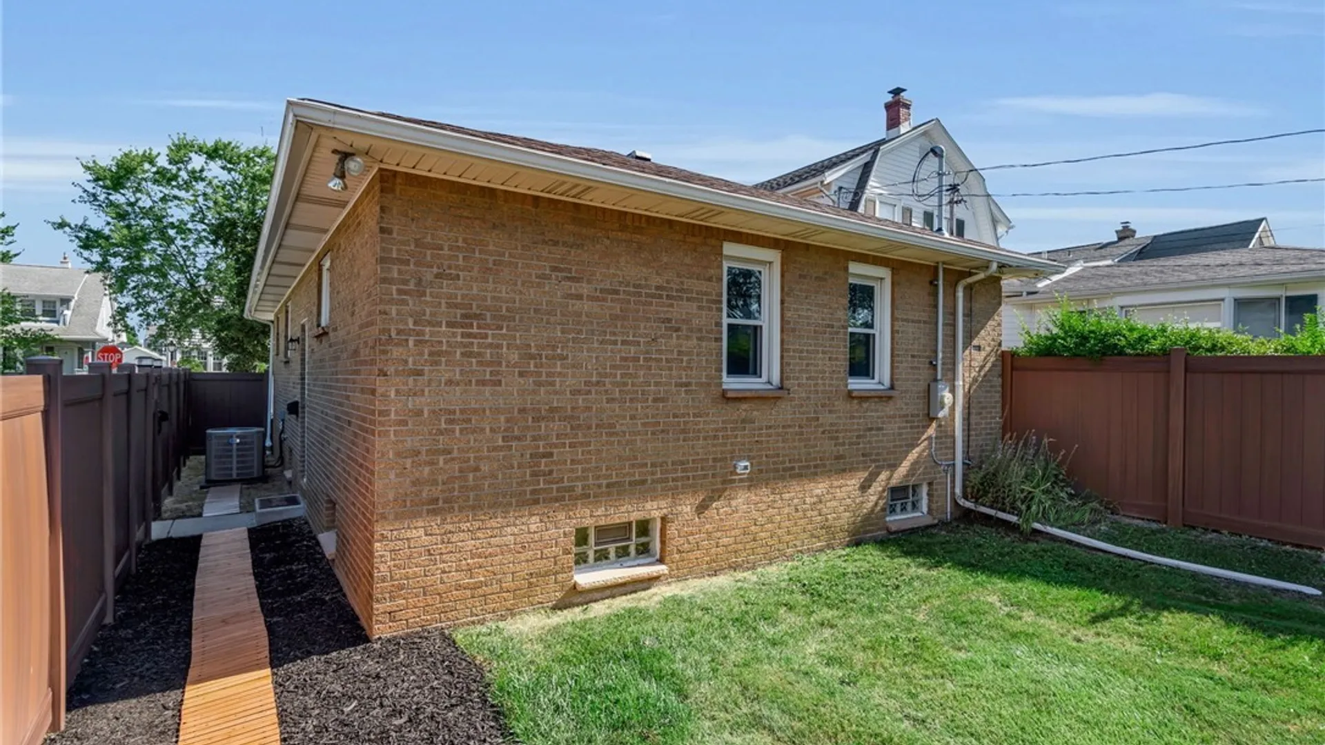 Property at 199 Mckinley Avenue, Tonawanda, NY 14217 13
