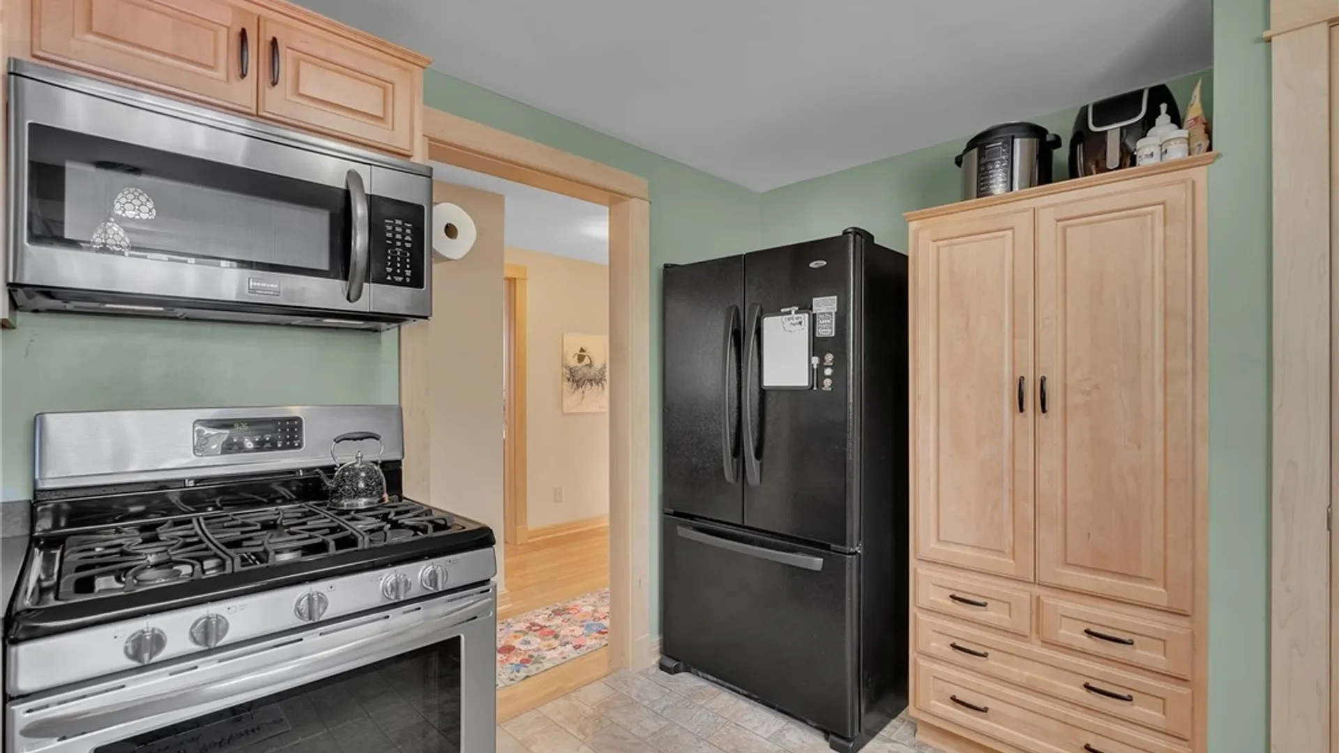 Property at 199 Mckinley Avenue, Tonawanda, NY 14217 25