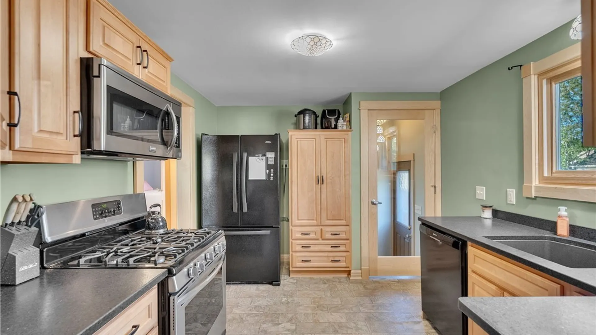 Property at 199 Mckinley Avenue, Tonawanda, NY 14217 26