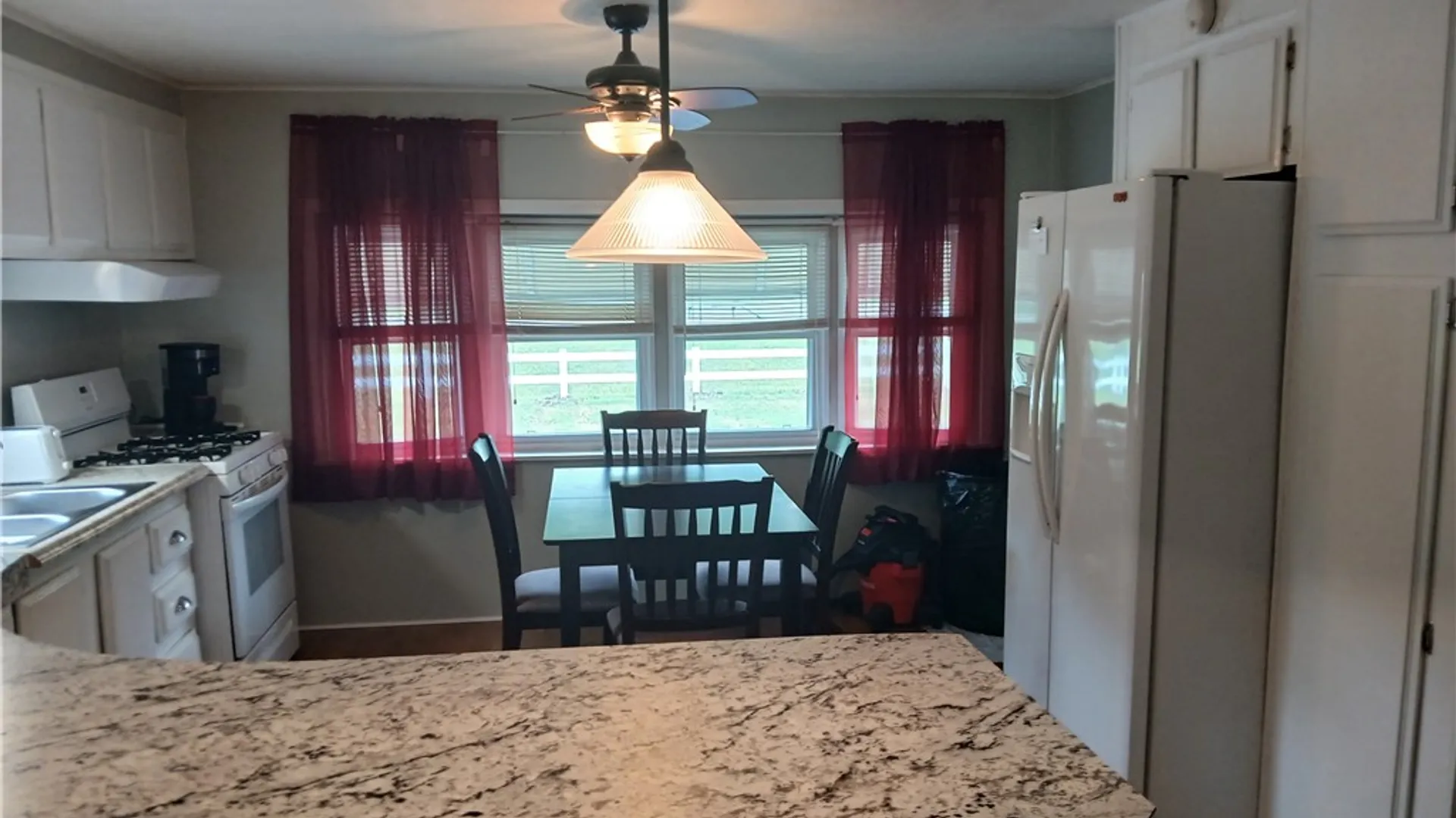 Property at 8 Village Parkway, Manchester, NY 14504 8