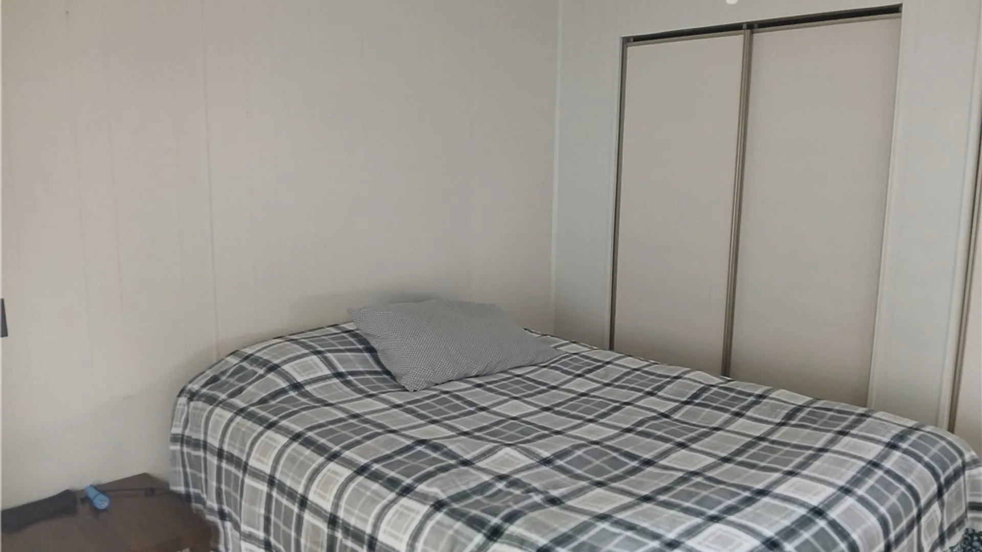 Property at 8 Village Parkway, Manchester, NY 14504 15