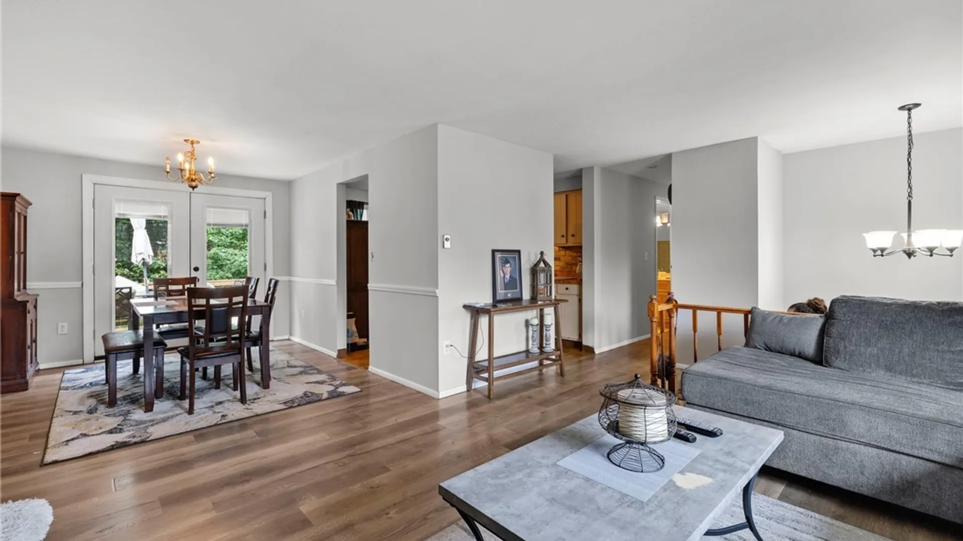Property at 8056 Beacon Hill Circle, Clay, NY 13090 5