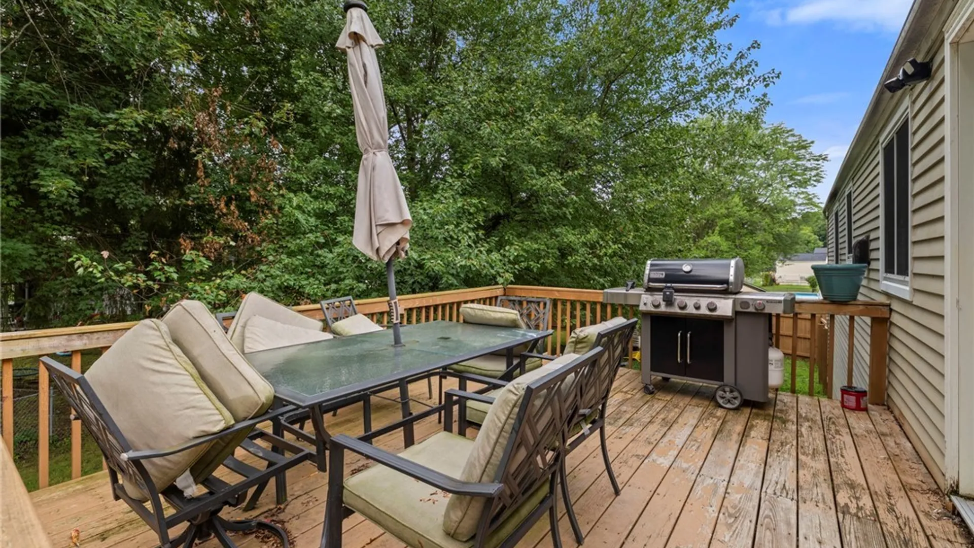 Property at 8056 Beacon Hill Circle, Clay, NY 13090 33