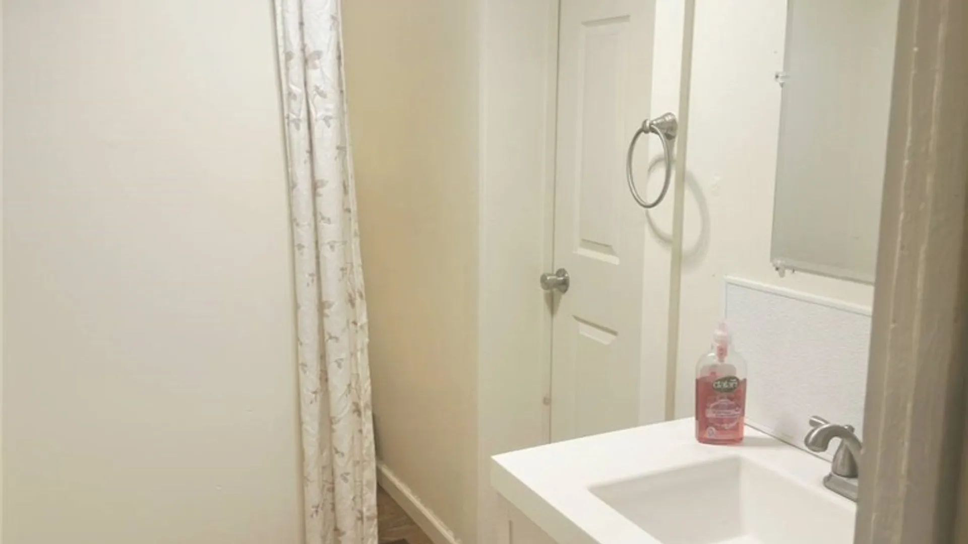 Property at 509 Bear Street, Syracuse, NY 13208 15