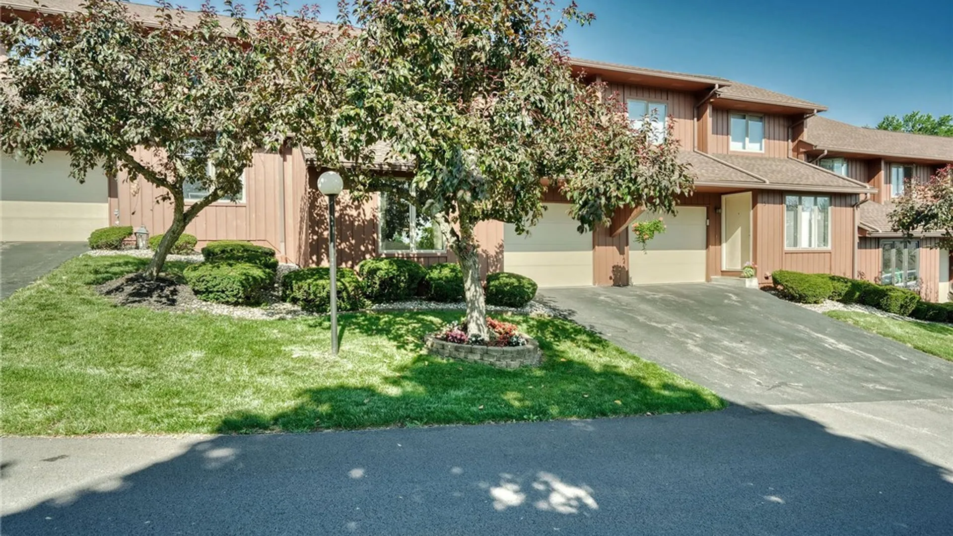 Property at 7 Vista View Drive, Perinton, NY 14450 3