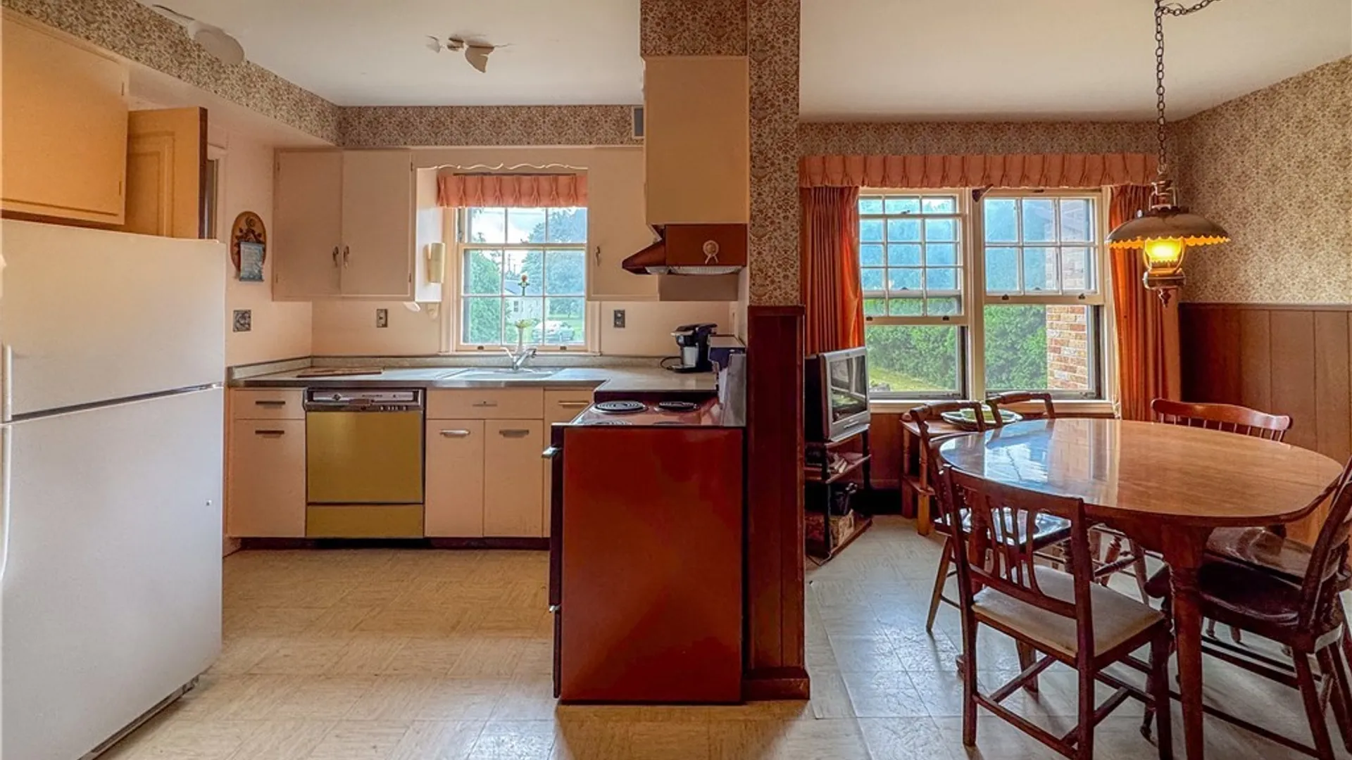 Property at 9 Eastern Parkway, Sennett, NY 13021 10