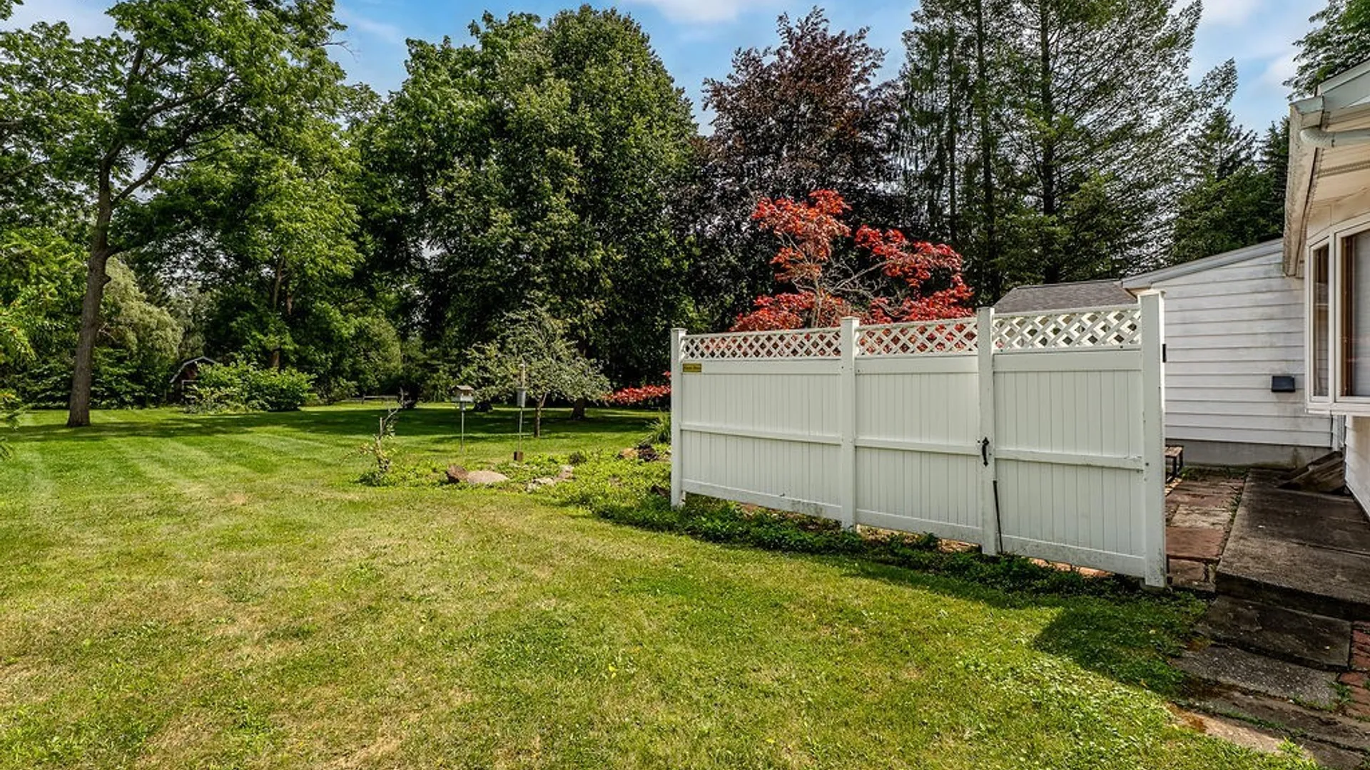 Property at 6163 Campbell Boulevard, Pendleton, NY 14094 36