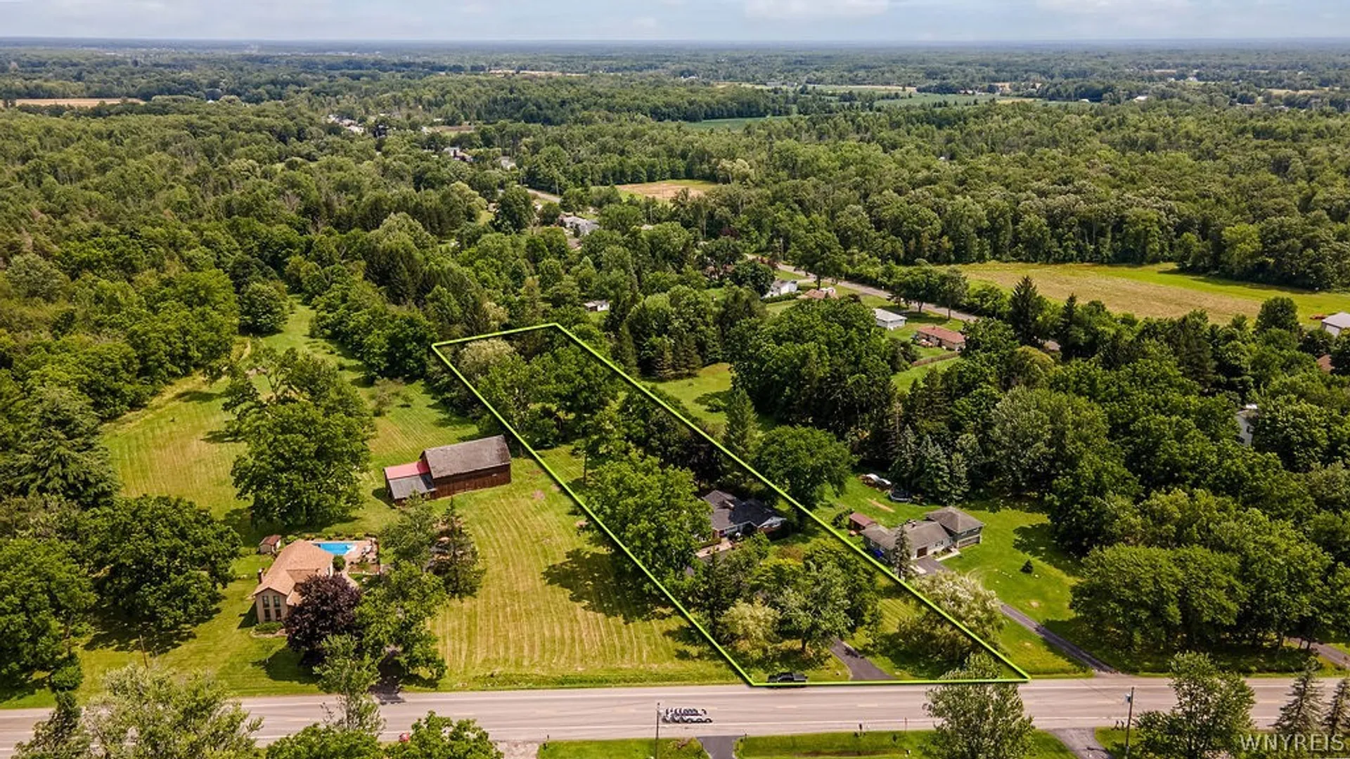 Property at 6163 Campbell Boulevard, Pendleton, NY 14094 33