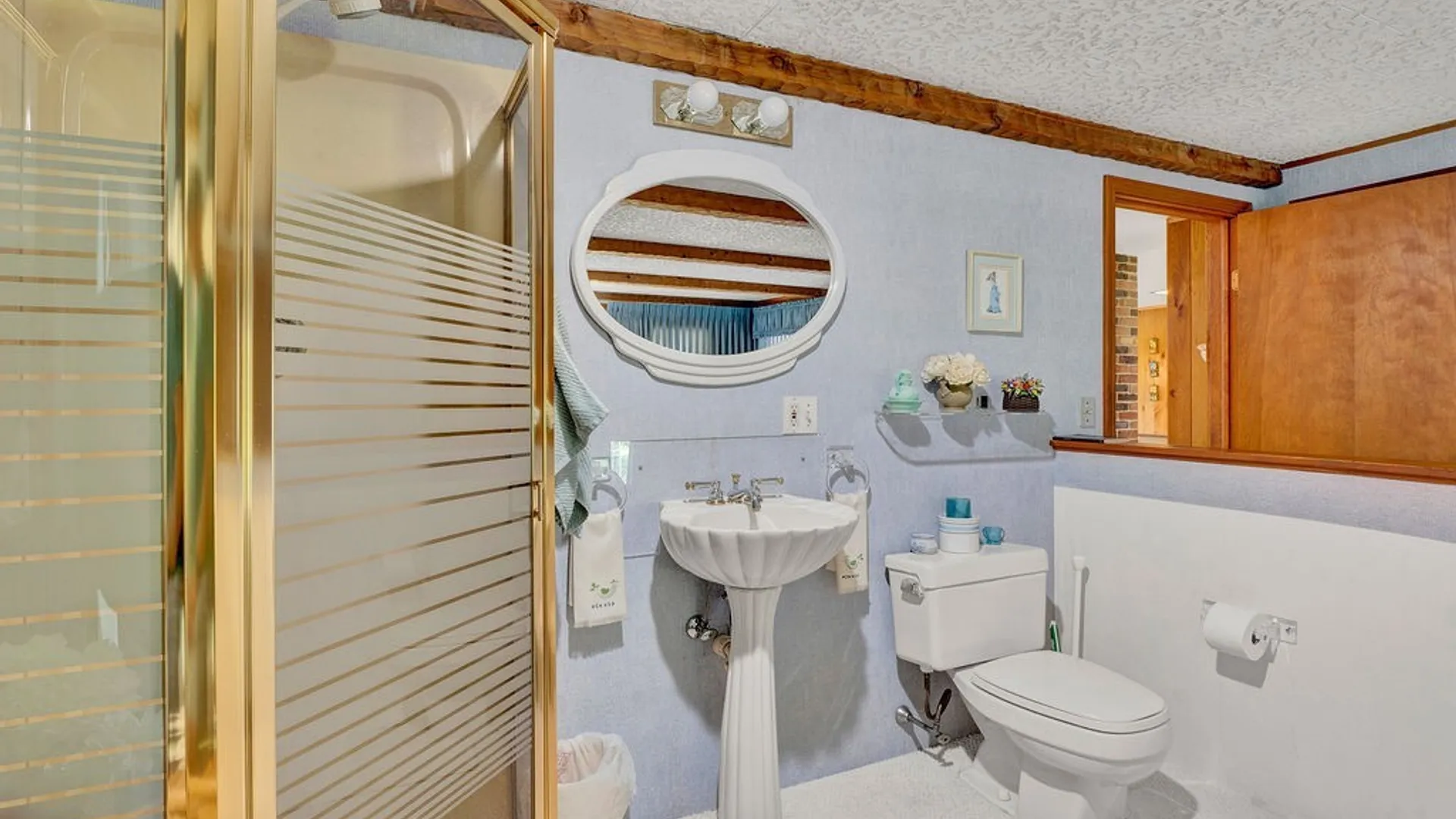 Property at 6163 Campbell Boulevard, Pendleton, NY 14094 17
