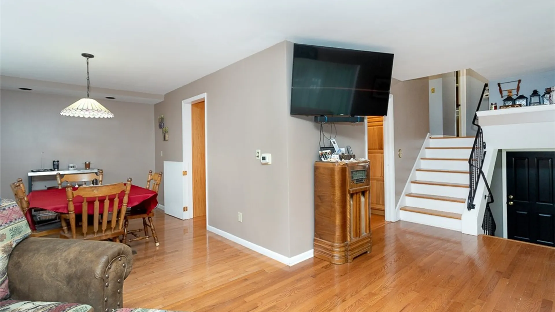 Property at 16 Westview Crescent, Geneseo, NY 14454 5