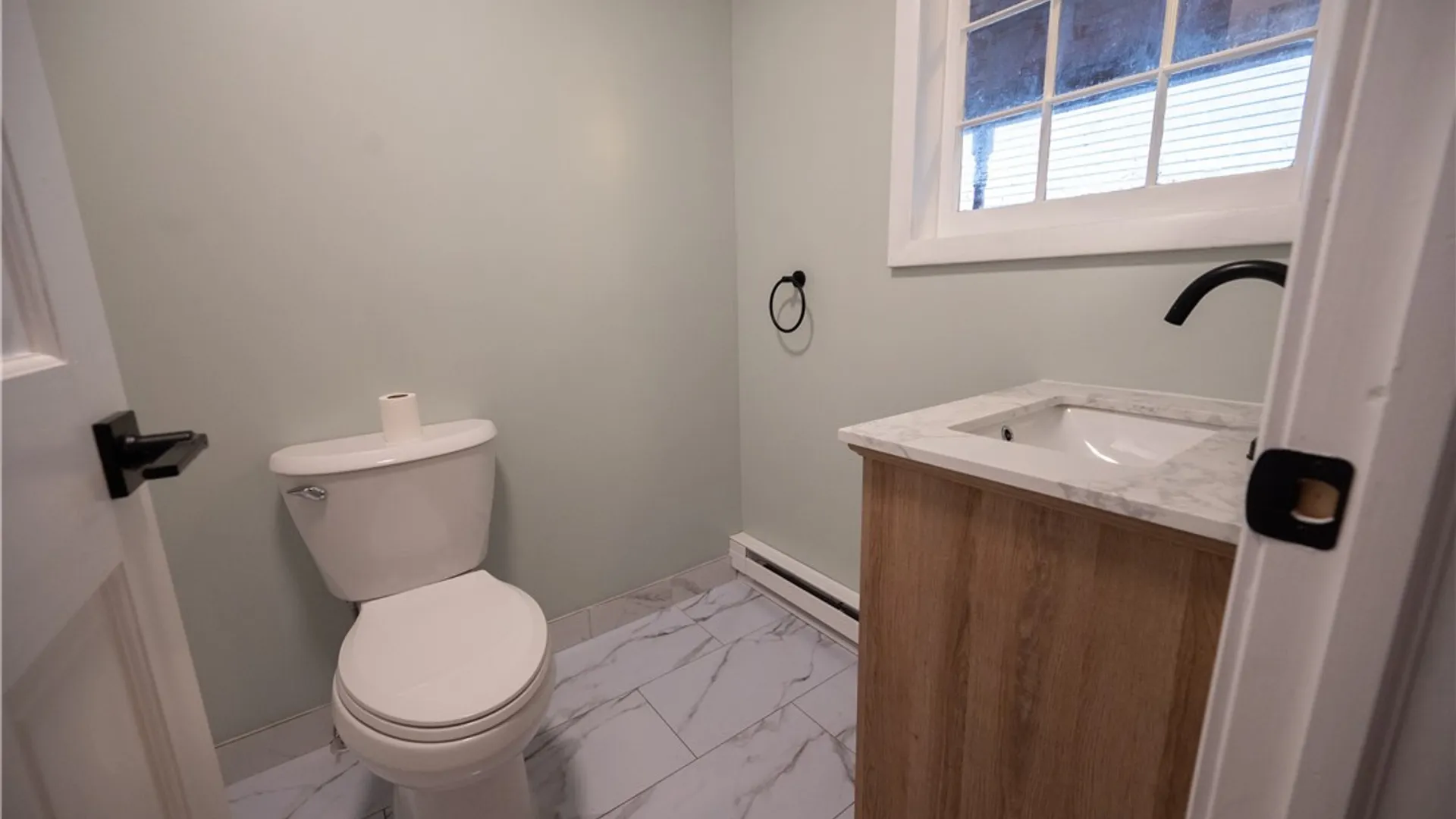Property at 8 Huntington Place, New Hartford, NY 13413 22
