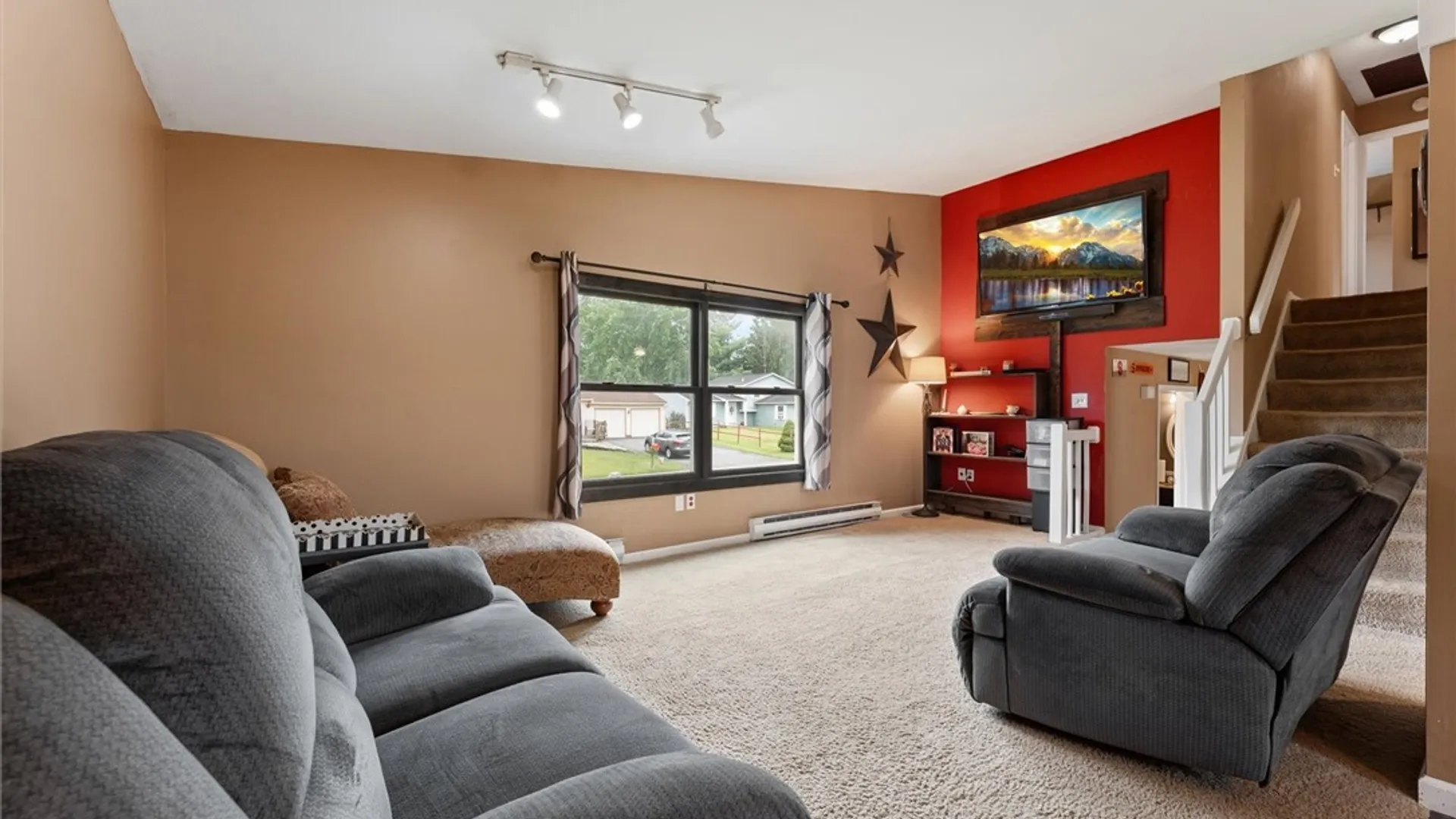 Property at 8151 Scotia Lane, Clay, NY 13090 8
