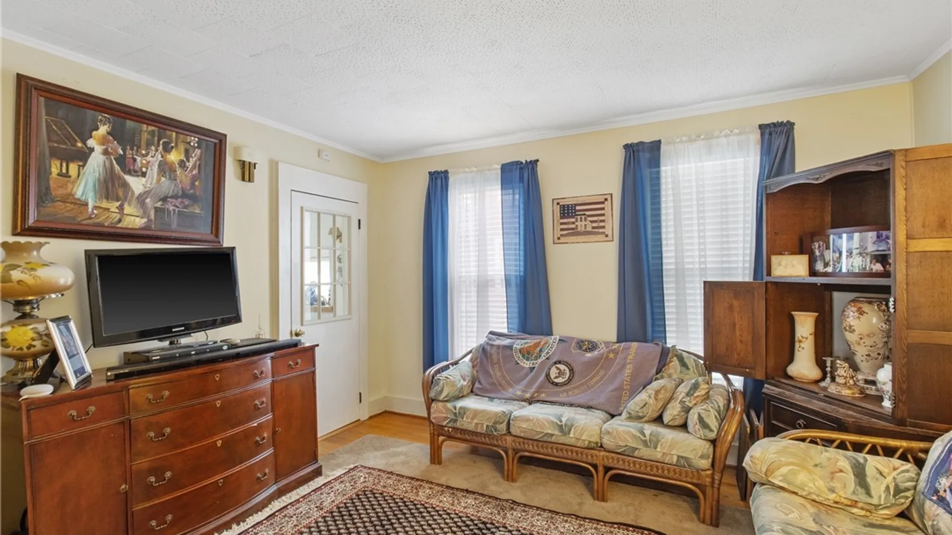 Property at 209 E 7th Street, Oswego, NY 13126 8