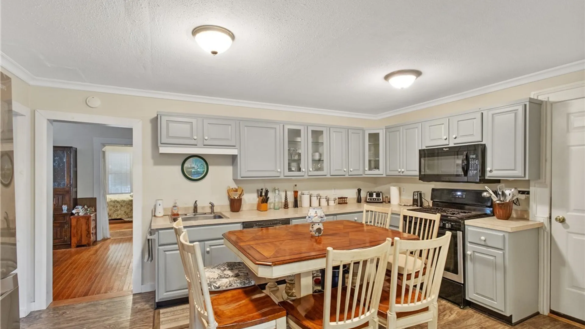 Property at 209 E 7th Street, Oswego, NY 13126 15
