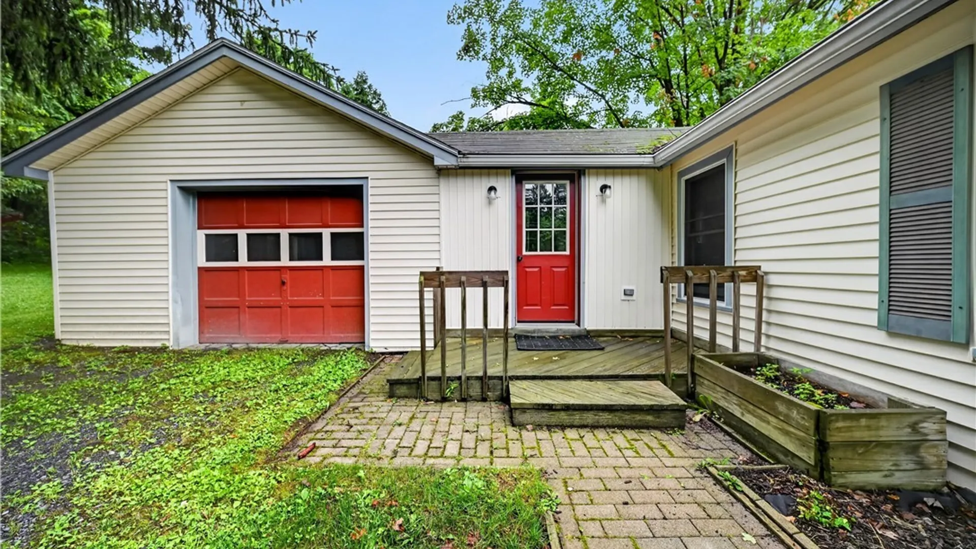 Property at 6830 Frank Long Road, Pompey, NY 13078 3
