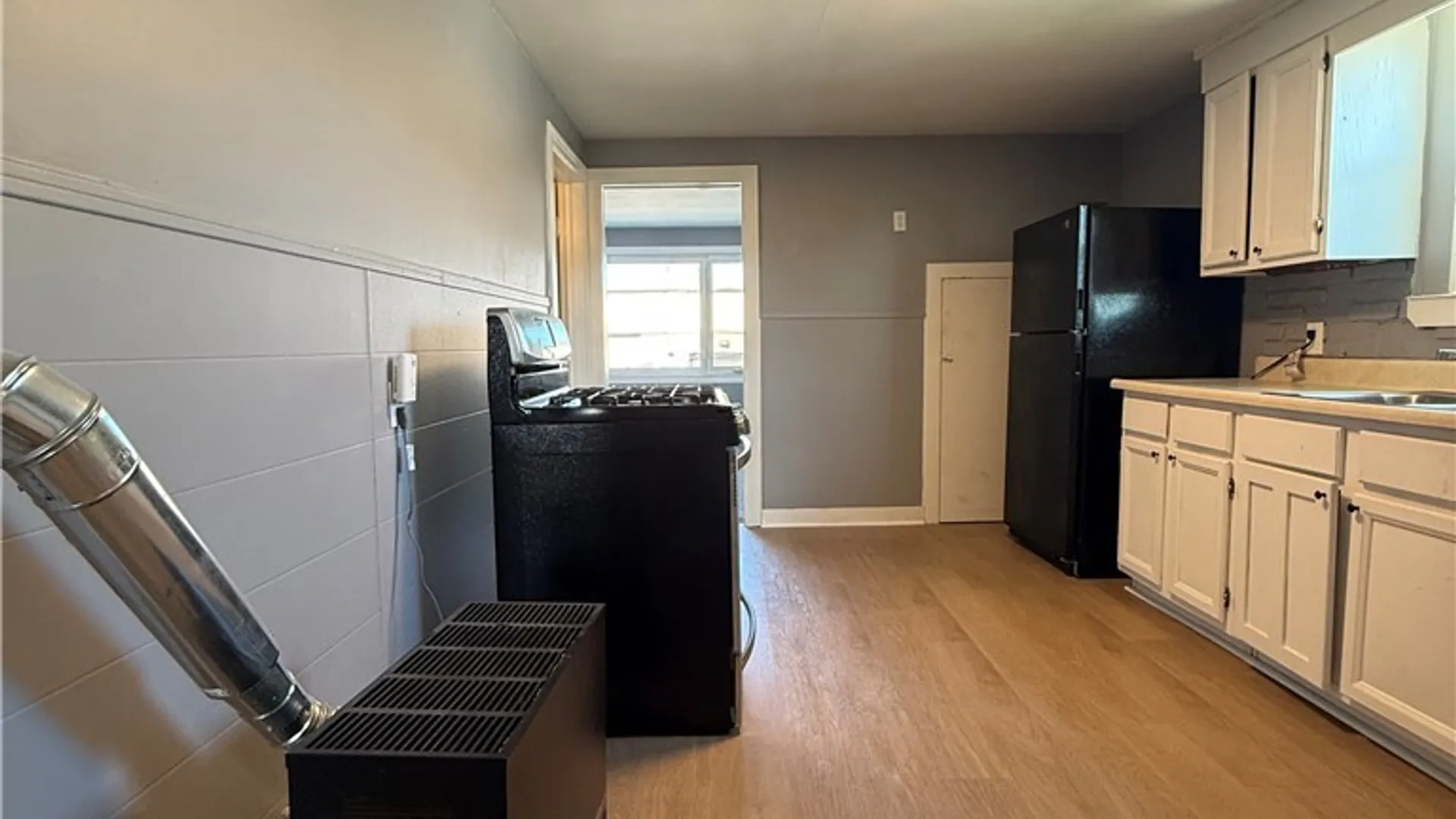 Property at 81 Roberts Avenue, Buffalo, NY 14206 4