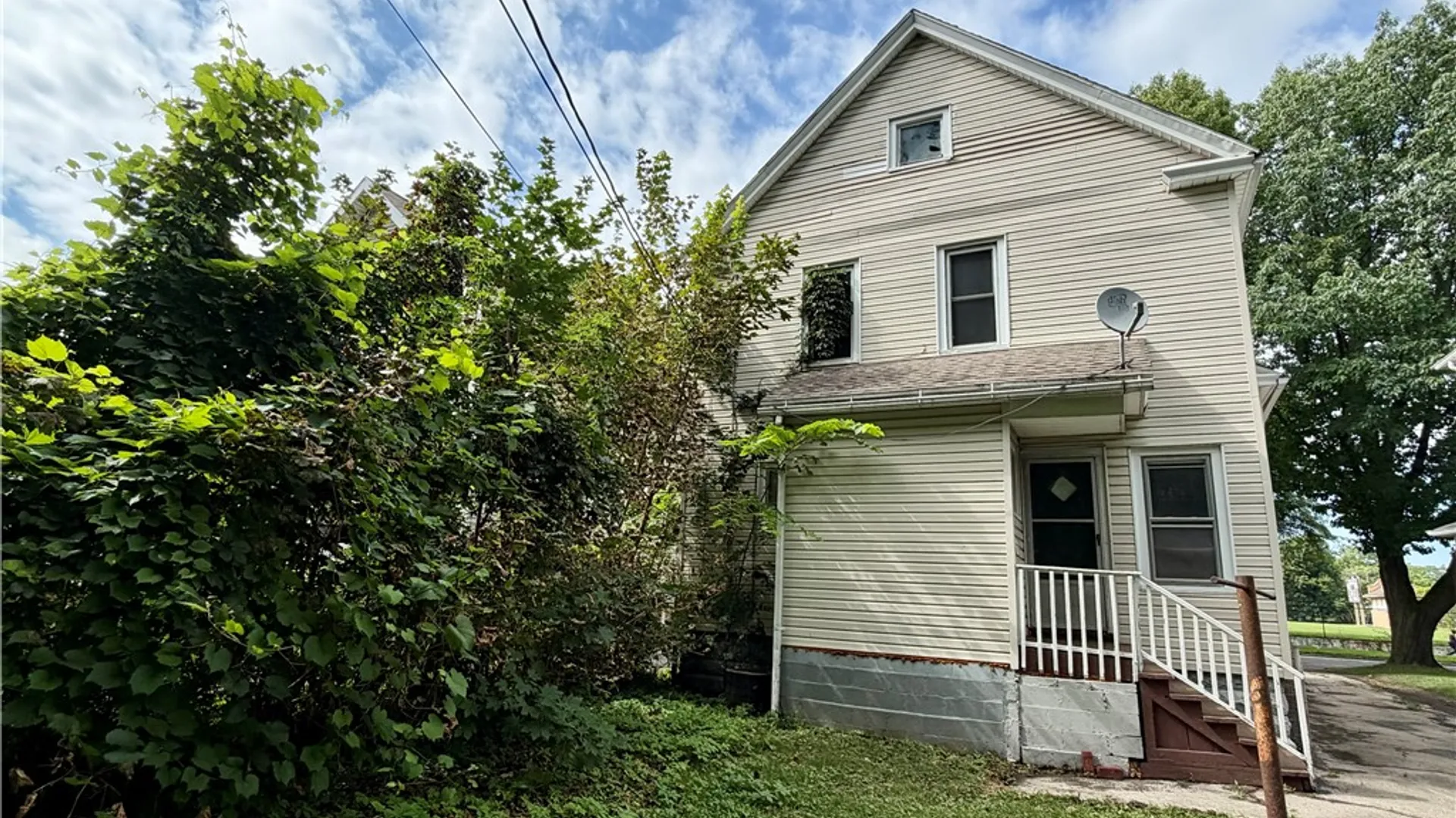 Property at 185 Arnett Boulevard, Rochester, NY 14619 17