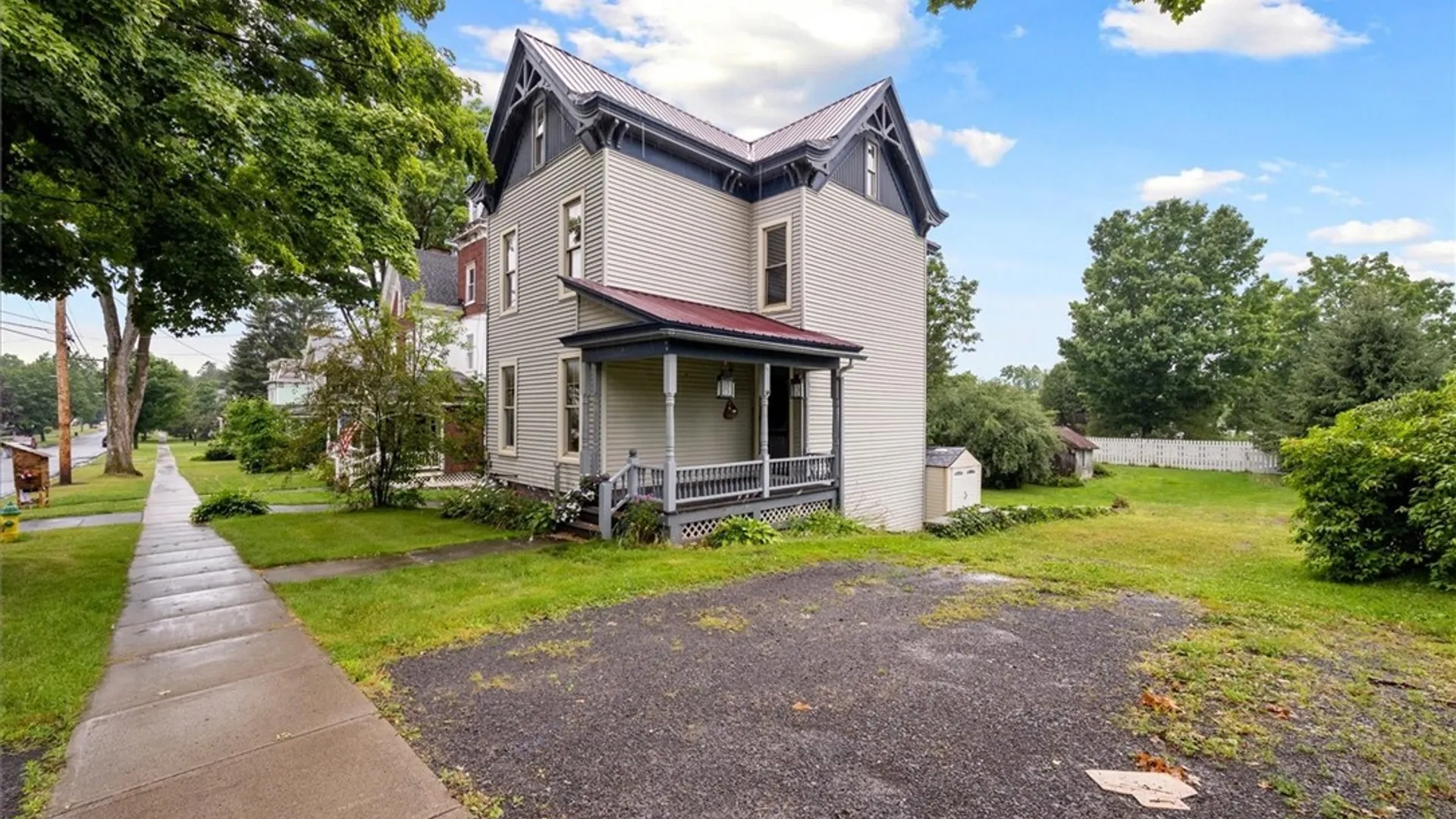 Property at 371 Putnam Street, Sangerfield, NY 13480 3