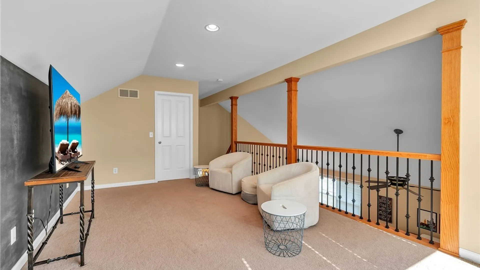 Property at 228 Lake Avenue, Lancaster, NY 14086 35