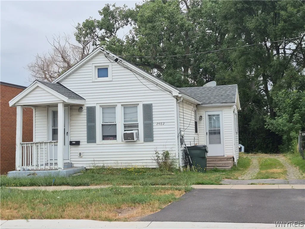 Property at 2482 George Urban Boulevard, Cheektowaga, NY 14043
