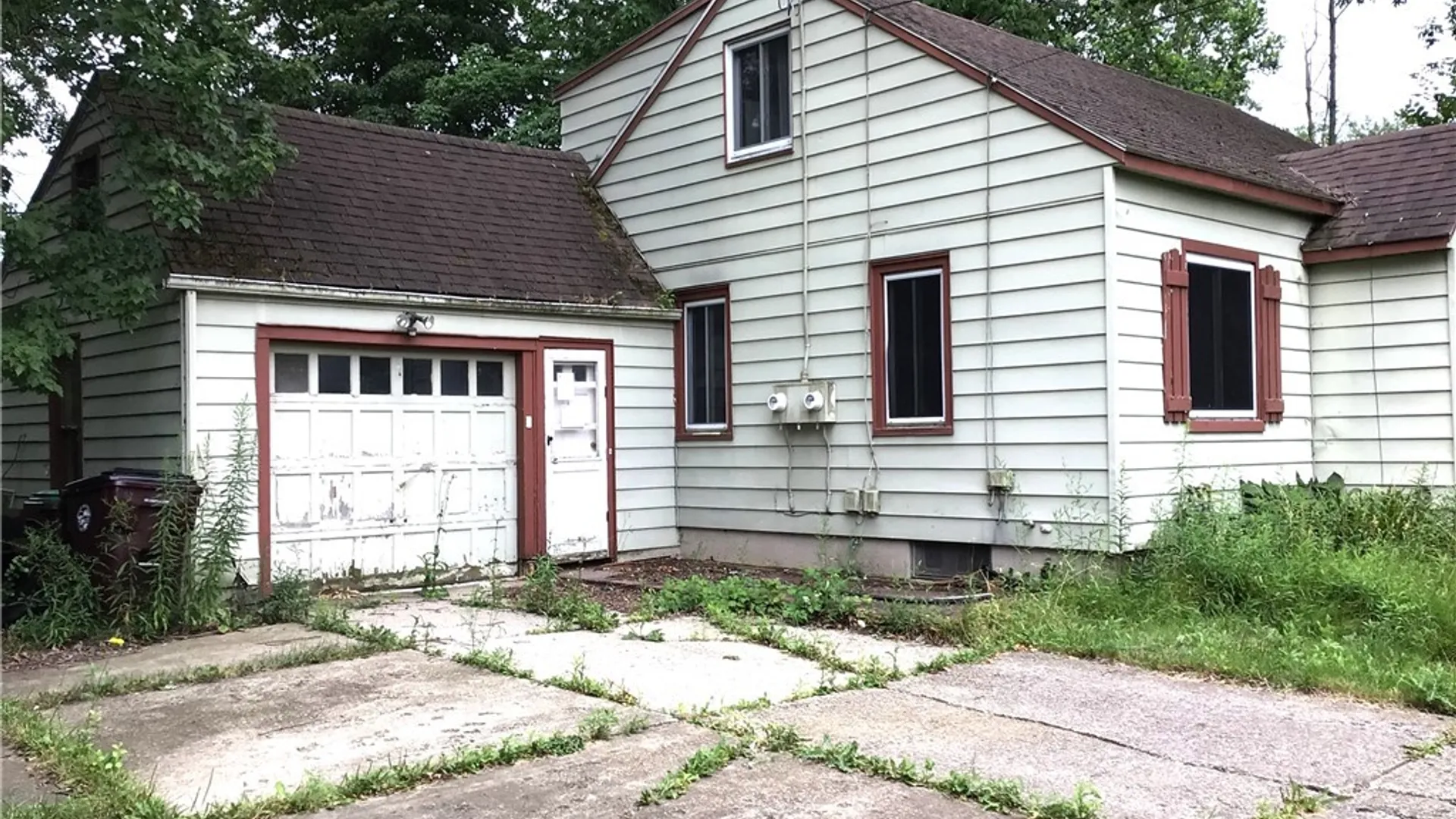 Property at 5345 Armor Duells Road, Orchard Park, NY 14127 3