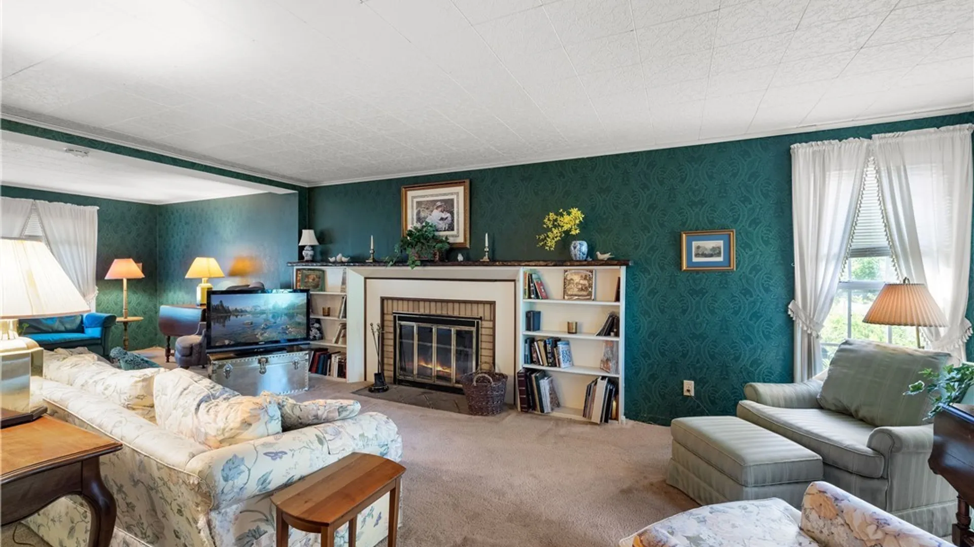 Property at 864 Ridge Road, Lewiston, NY 14092 4