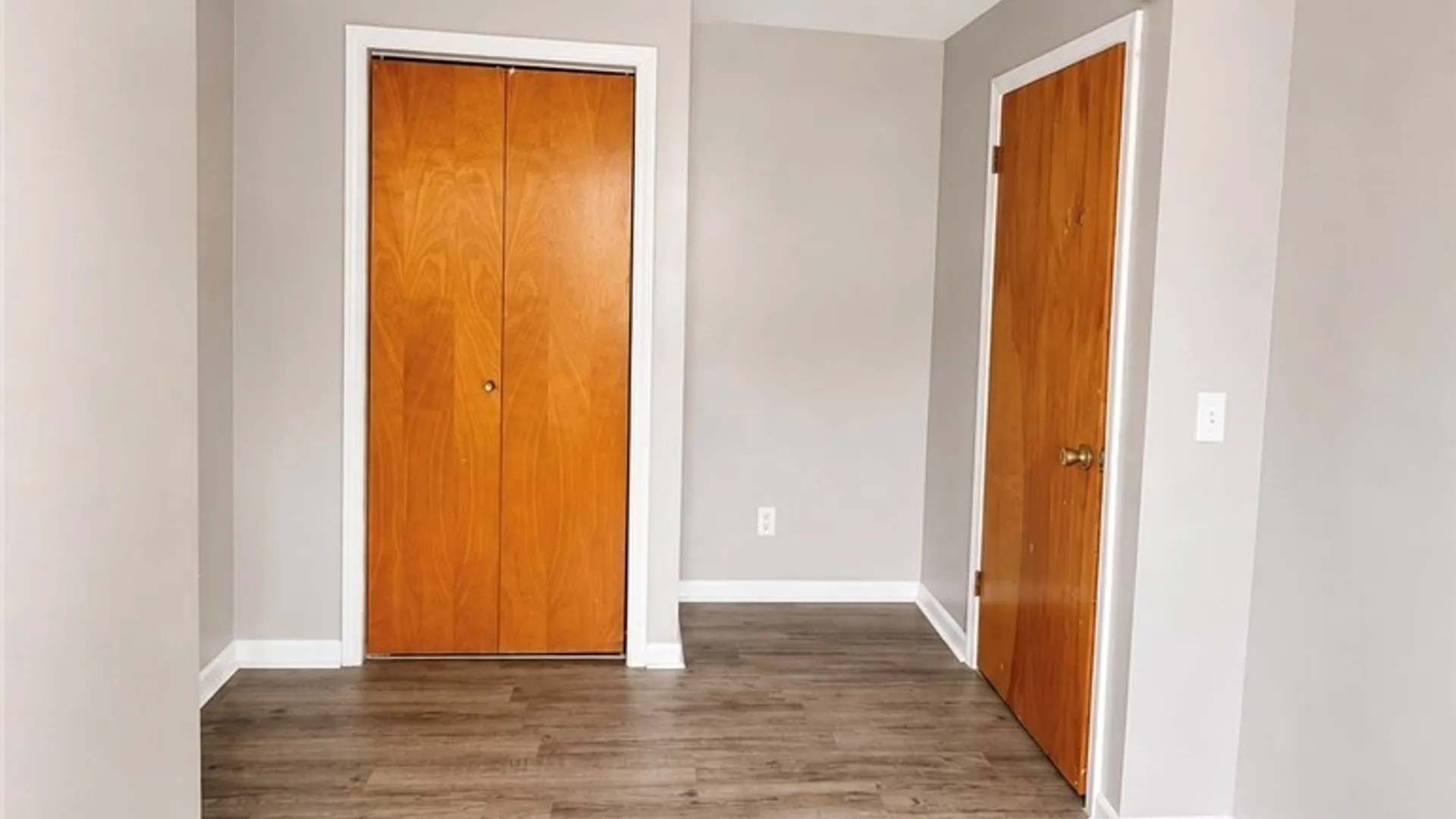 Property at 7 Trent Sq, Cheektowaga, NY 14225 29
