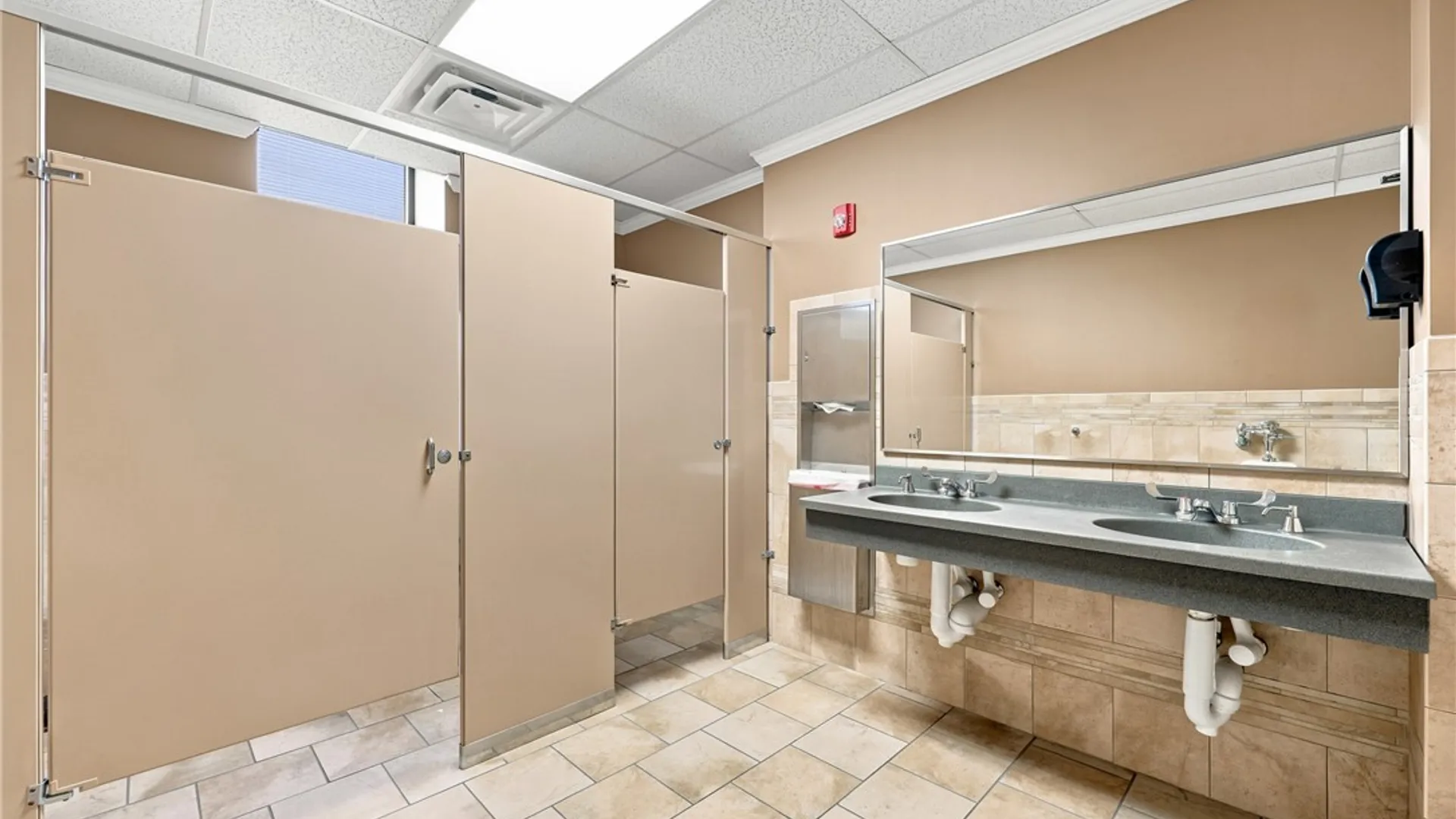 Property at 2558 Hamburg Turnpike, Lackawanna, NY 14218 22