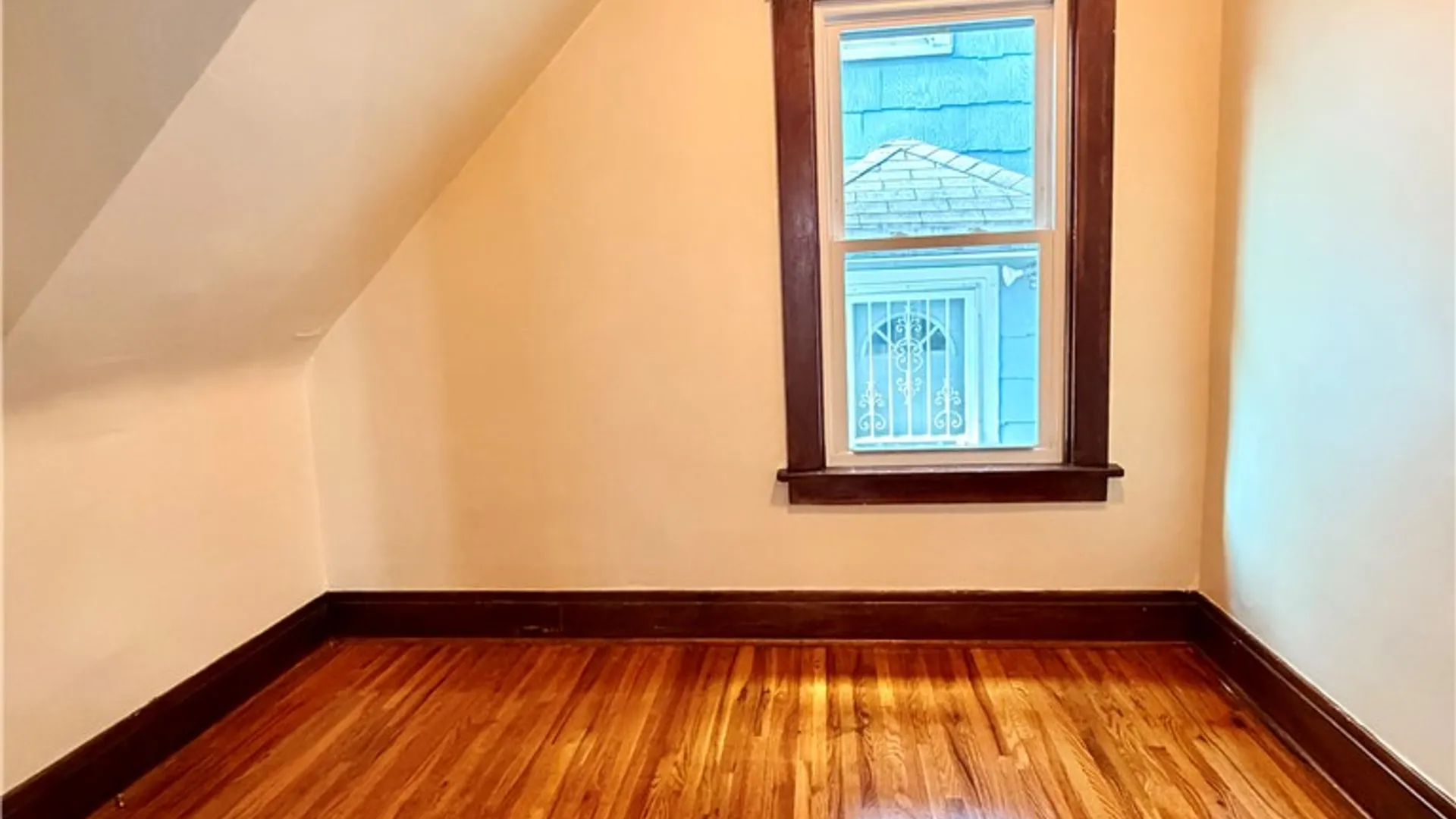 Property at 153 Freund Street, Buffalo, NY 14215 10