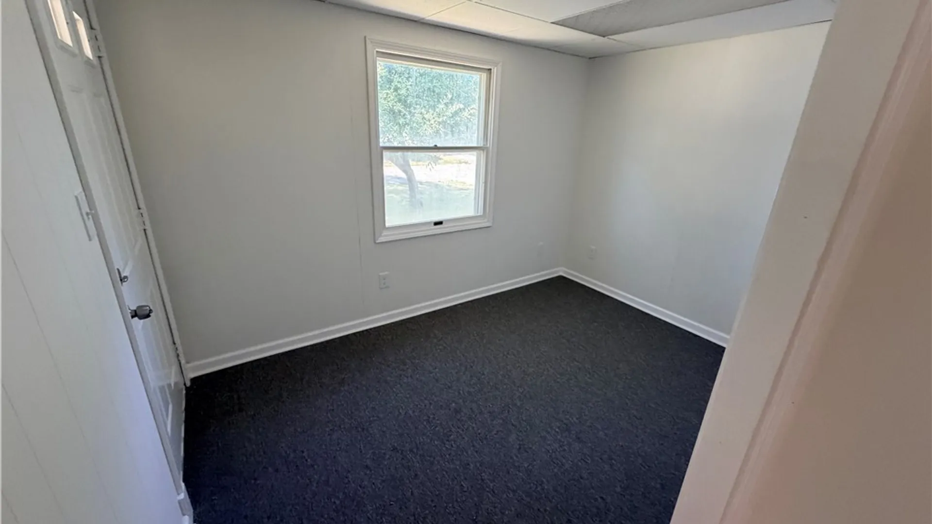 Property at 3547 Salisbury Avenue, Hamburg, NY 14219 29
