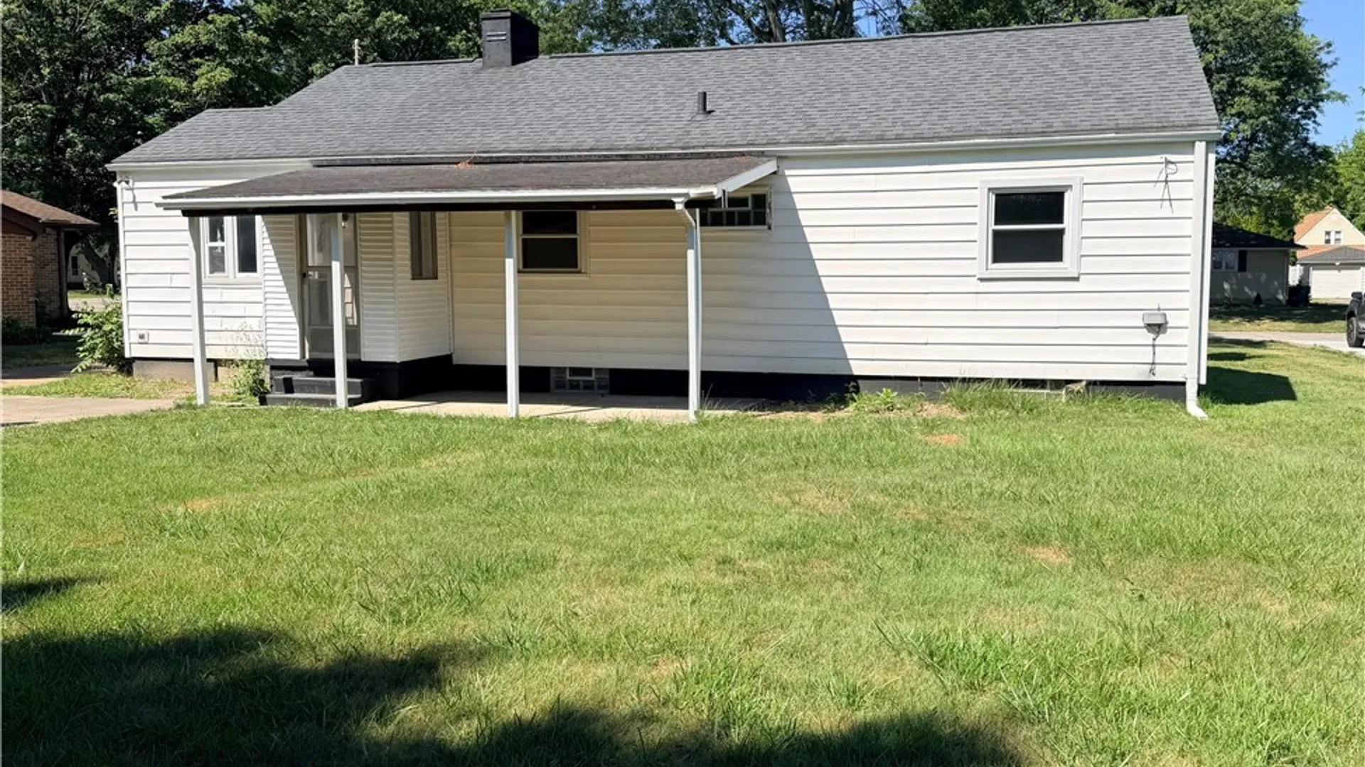 Property at 3547 Salisbury Avenue, Hamburg, NY 14219 6