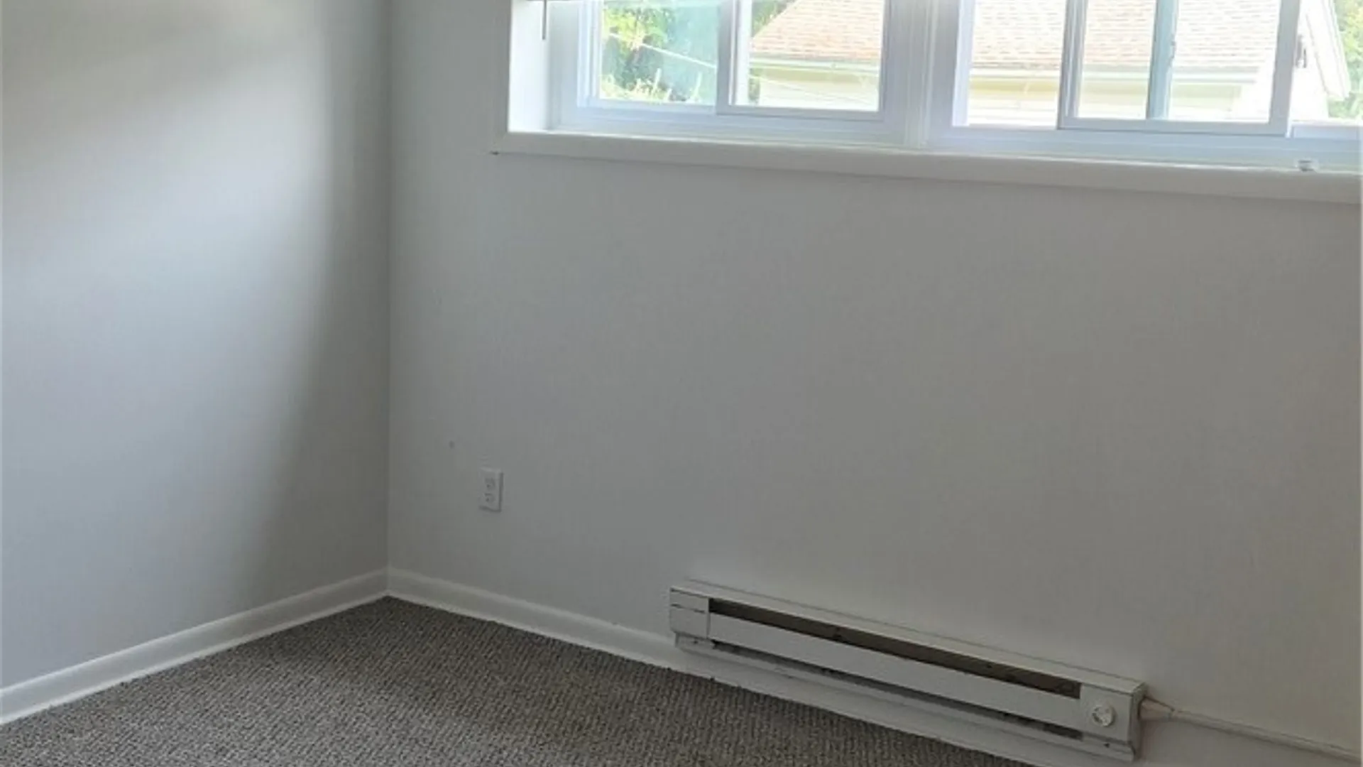 Property at 326 Draper Avenue, Geddes, NY 13219 7
