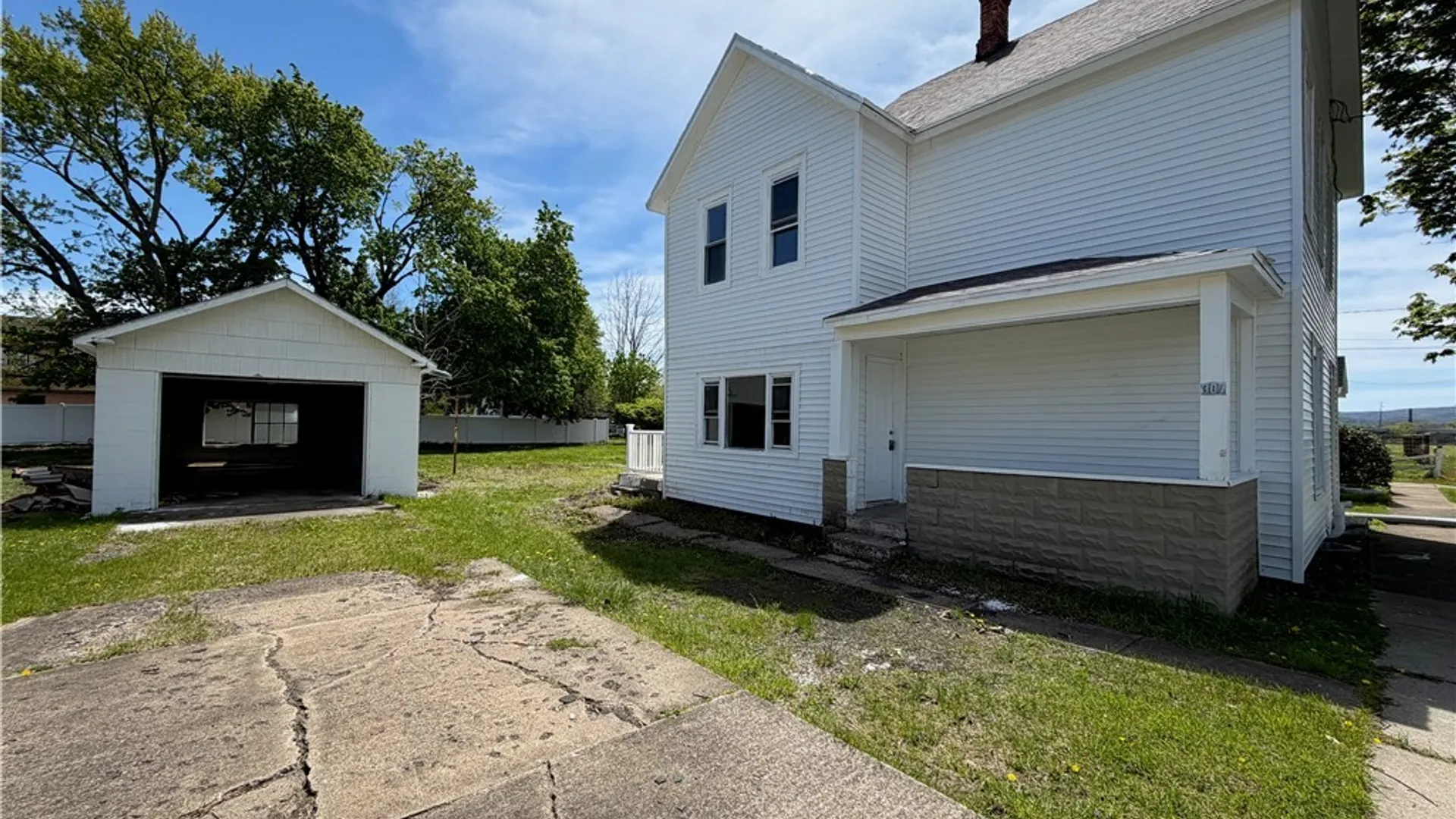 Property at 307 W Oak Street, Olean, NY 14760 3