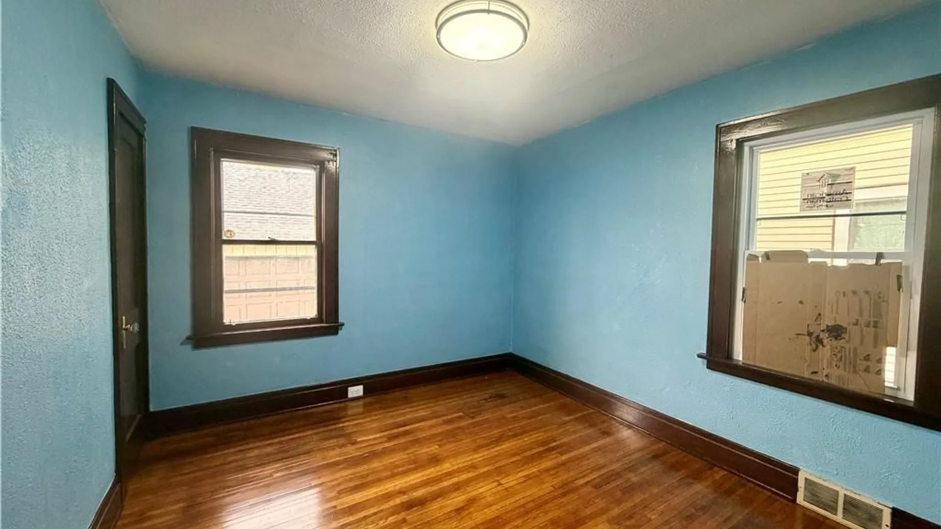 Property at 484 Dartmouth Avenue, Buffalo, NY 14215 9