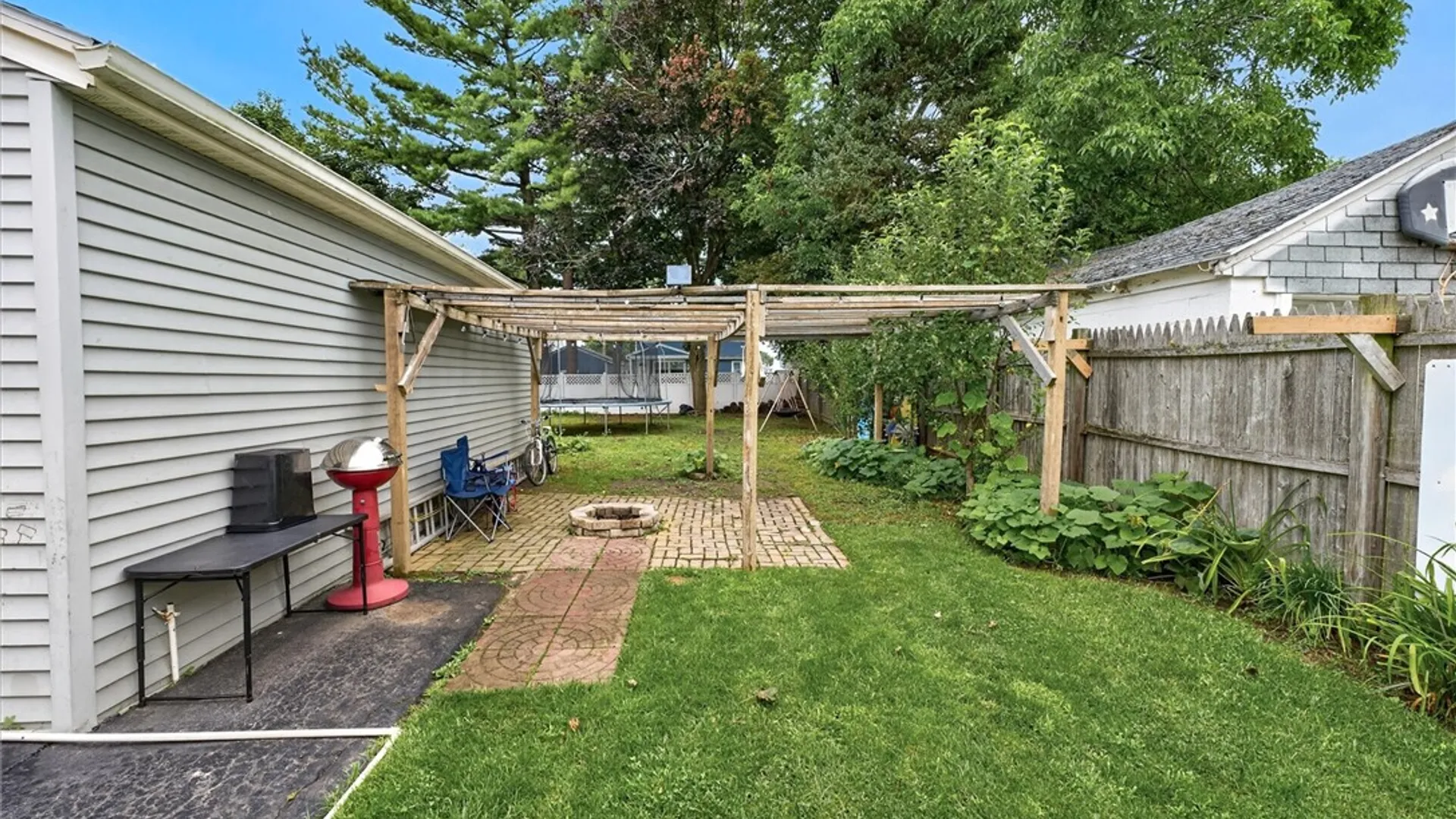 Property at 51 Brookhaven Ter Terrace, Rochester, NY 14621 6