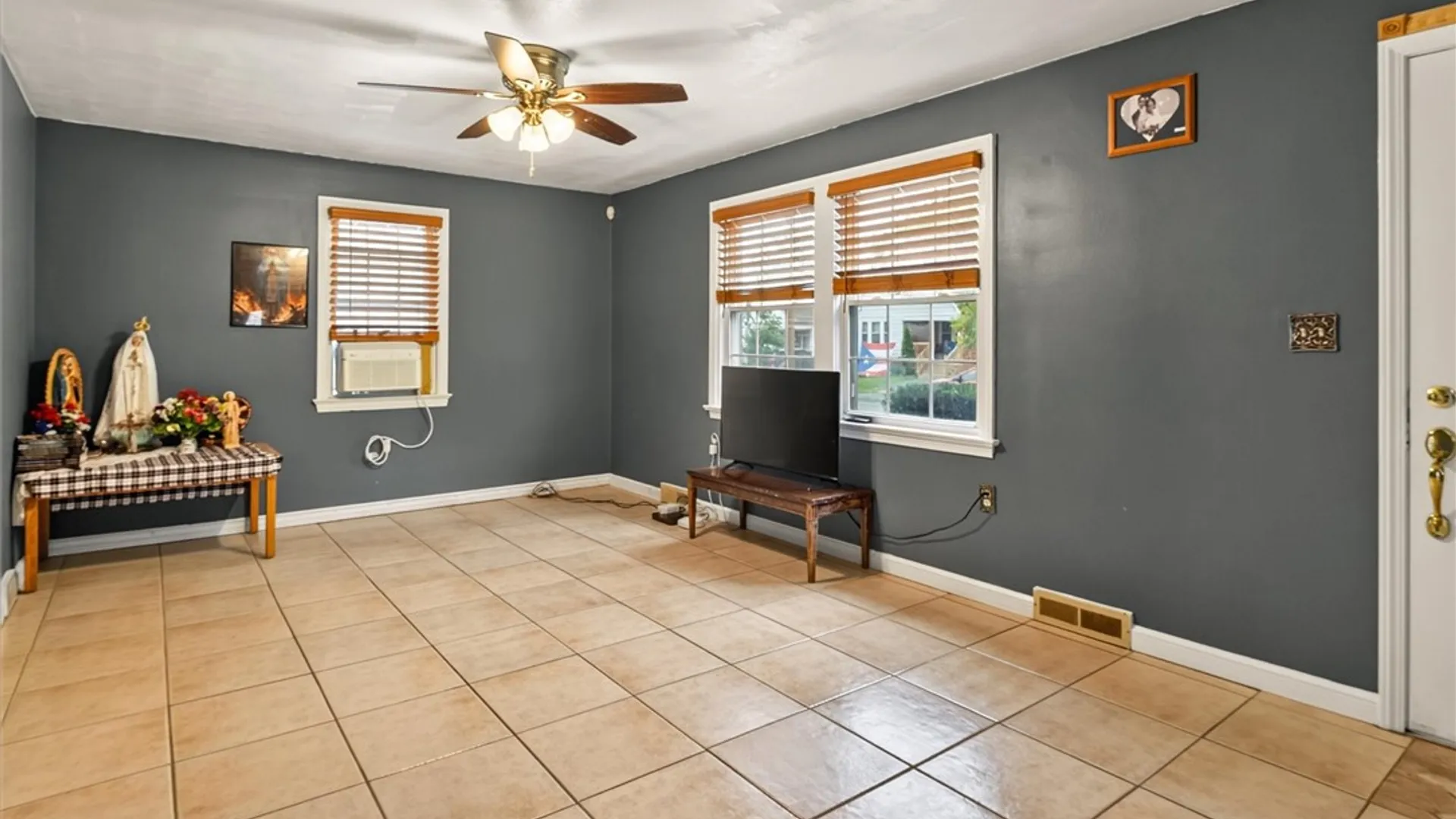 Property at 51 Brookhaven Ter Terrace, Rochester, NY 14621 10
