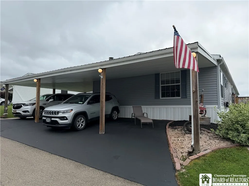 Property at 4115 S Nine Mile Rd, Allegany, NY 14706