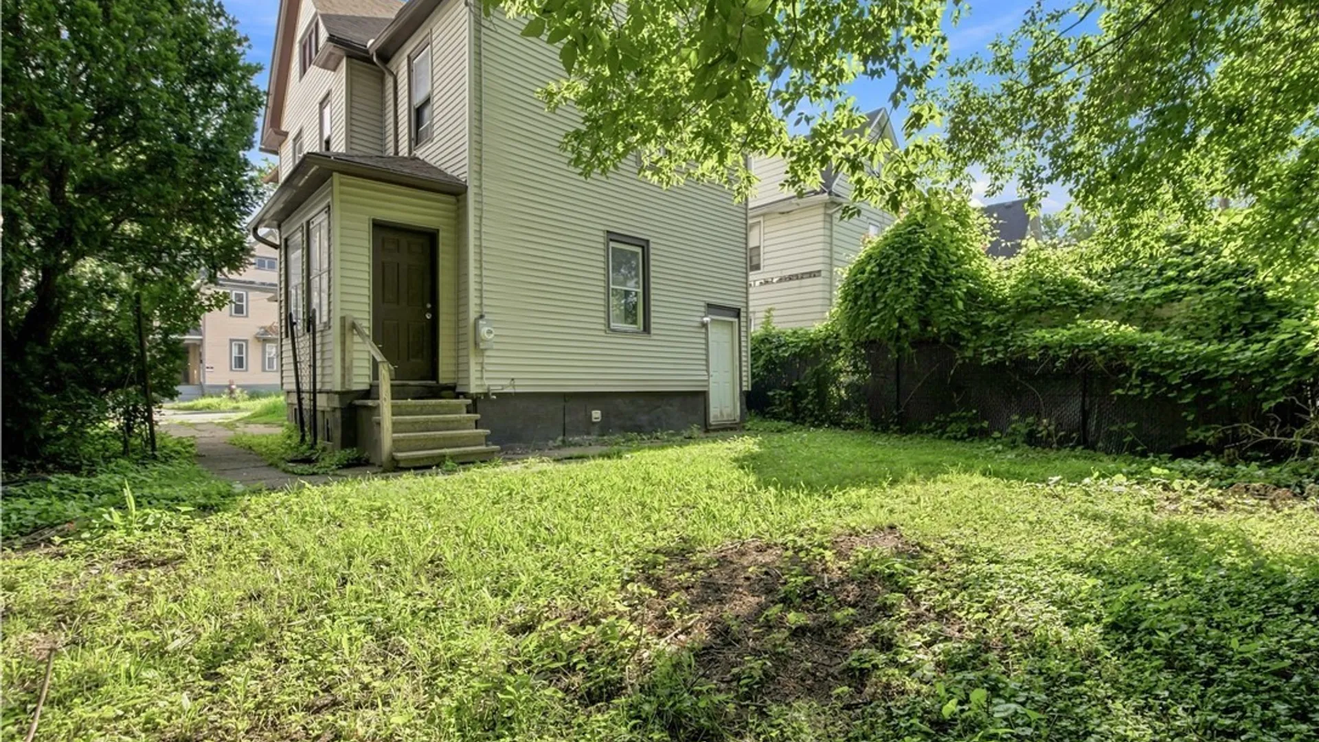 Property at 38 Fair Place, Rochester, NY 14609 34