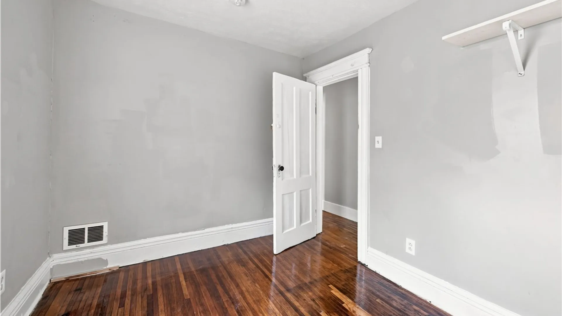 Property at 38 Fair Place, Rochester, NY 14609 21